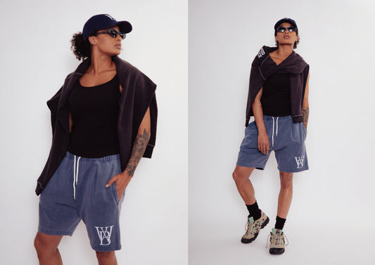 EMBROIDERY WB LOGO PIGMENT SHORTS.