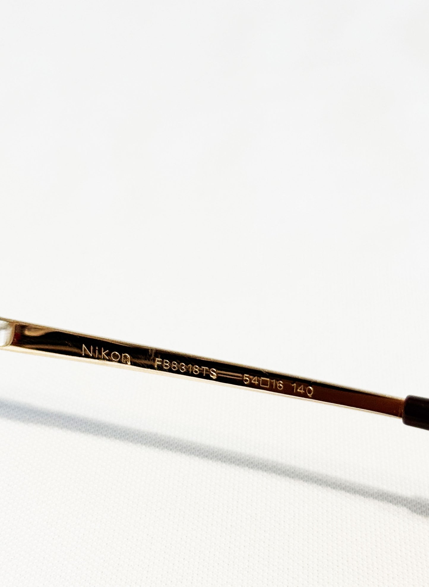 (SUP-417) 90s VINTAGE TWO BRIDGE GOLD FRAME GLASSES Nikon TITEX Ⅱ Ti-P