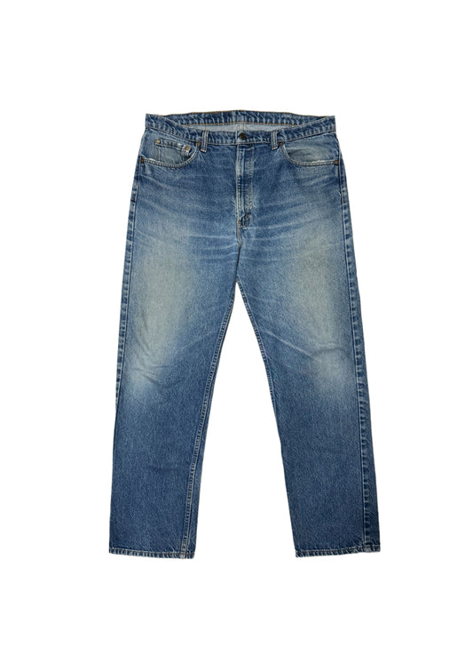 (SUP-119)  LEVI'S 505 - MADE IN CANADA  (W40)