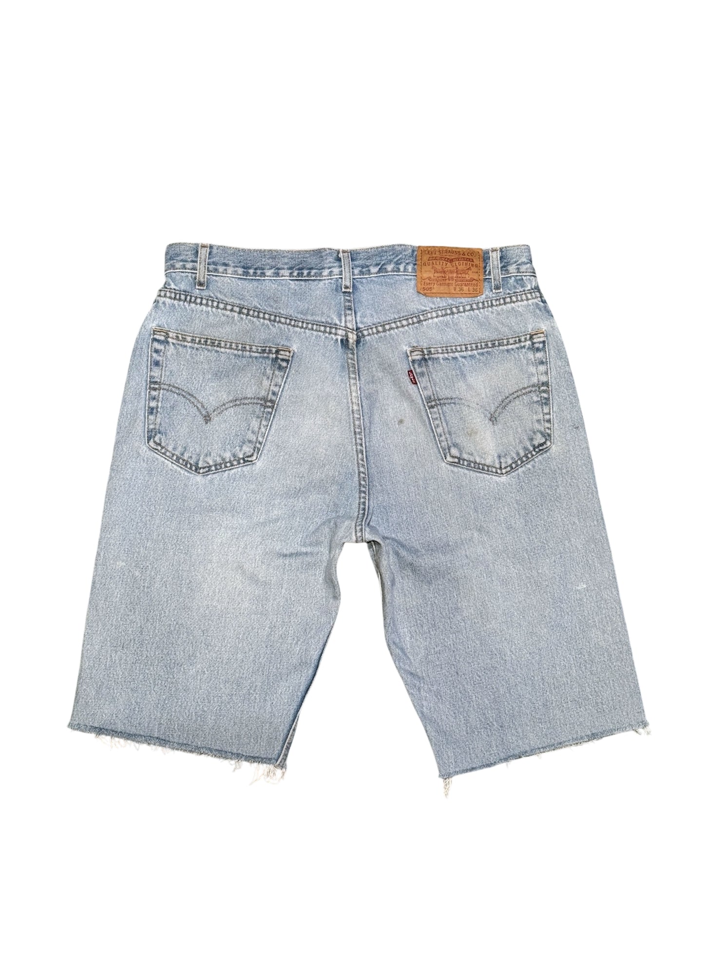 (SUP-394) LEVI'S 505 "CUT OFF" DENIM SHORTS - MADE IN MEXICO (w36)