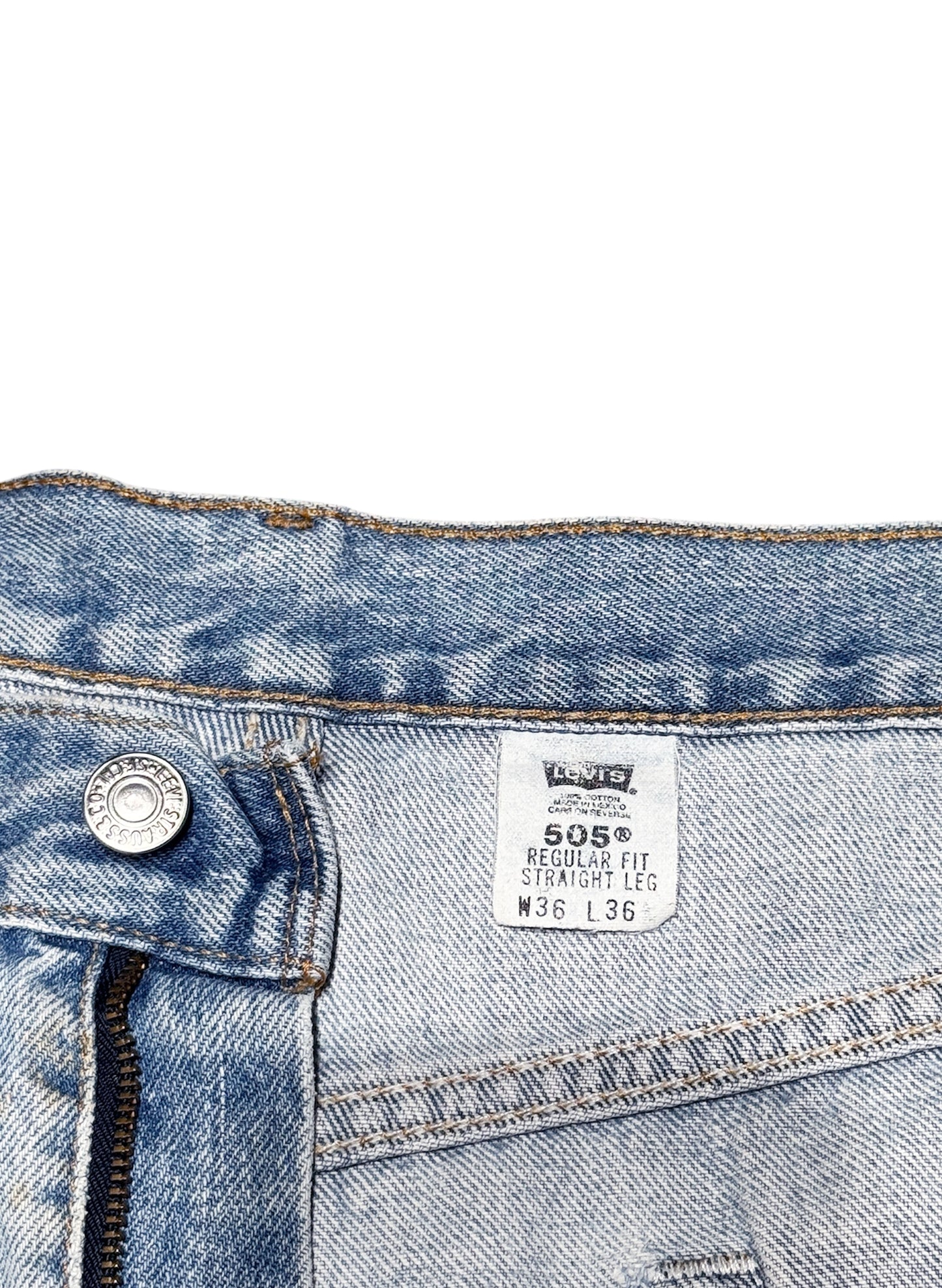(SUP-394) LEVI'S 505 "CUT OFF" DENIM SHORTS - MADE IN MEXICO (w36)