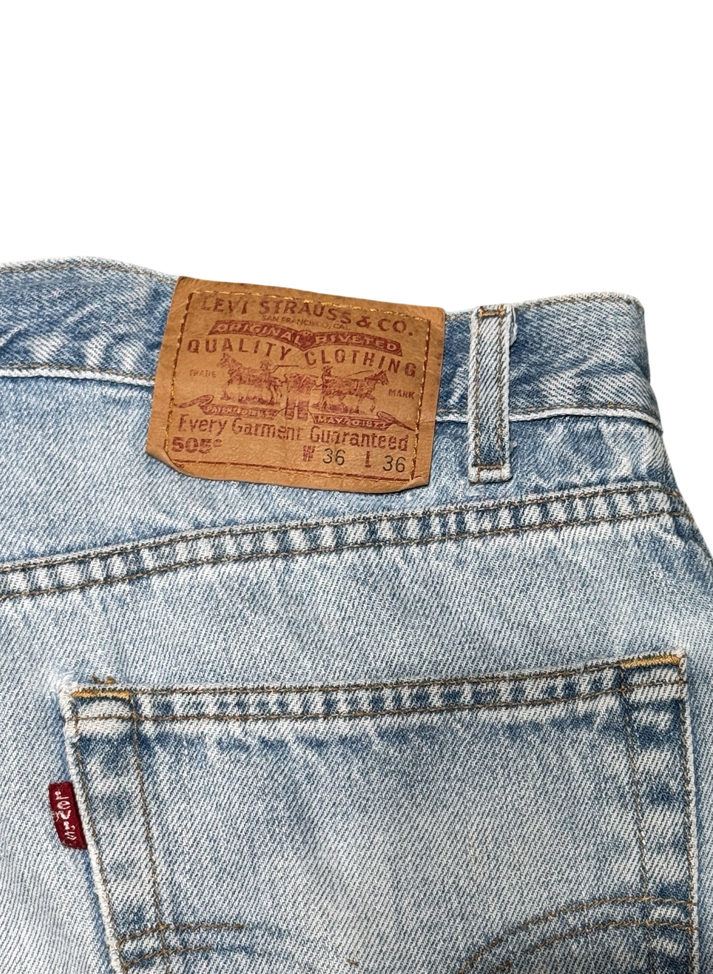 (SUP-394) LEVI'S 505 "CUT OFF" DENIM SHORTS - MADE IN MEXICO (w36)