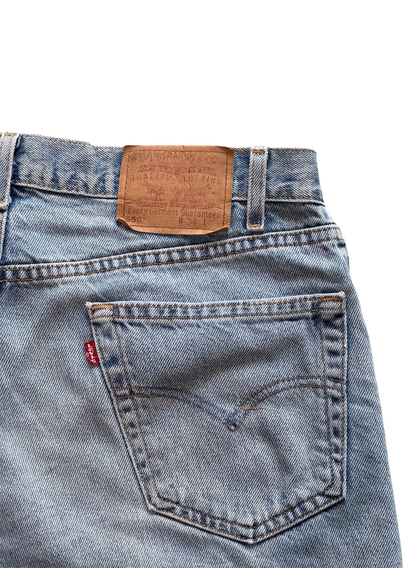(SUP-393) LEVI'S 550 DENIM SHORTS - MADE IN COLOMBIA (w36)