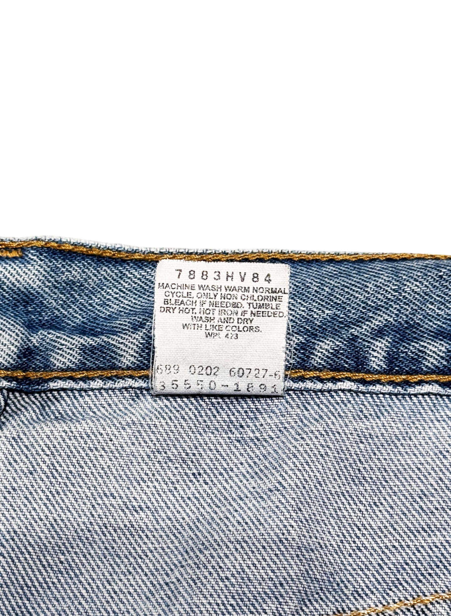 (SUP-393) LEVI'S 550 DENIM SHORTS - MADE IN COLOMBIA (w36)