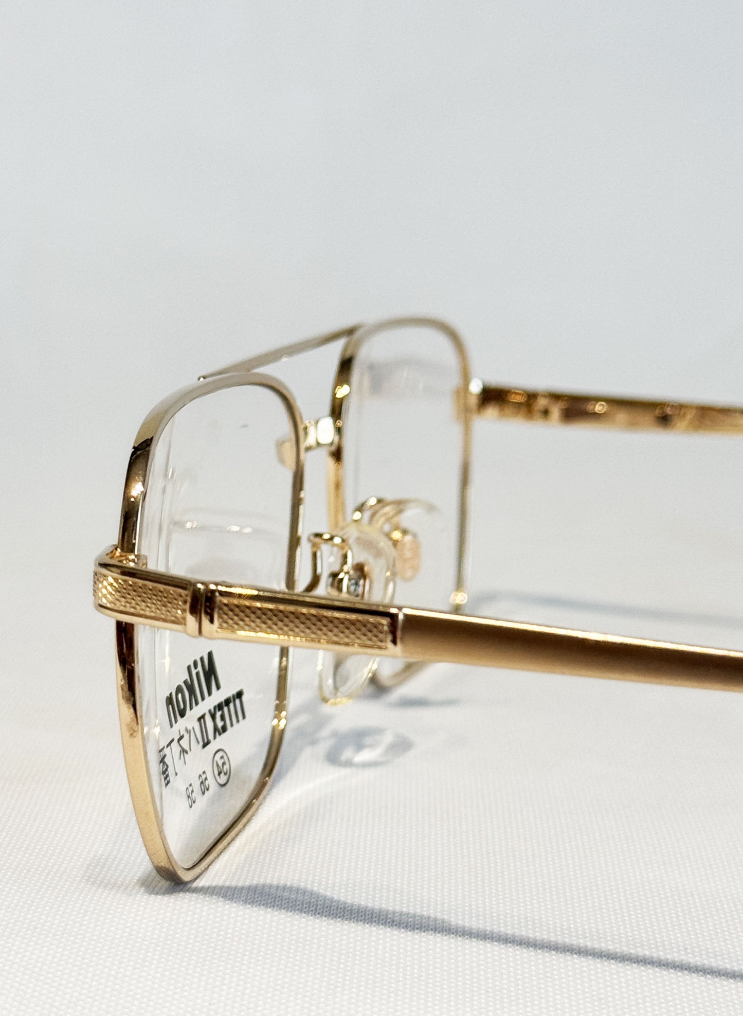 (SUP-417) 90s VINTAGE TWO BRIDGE GOLD FRAME GLASSES Nikon TITEX Ⅱ Ti-P