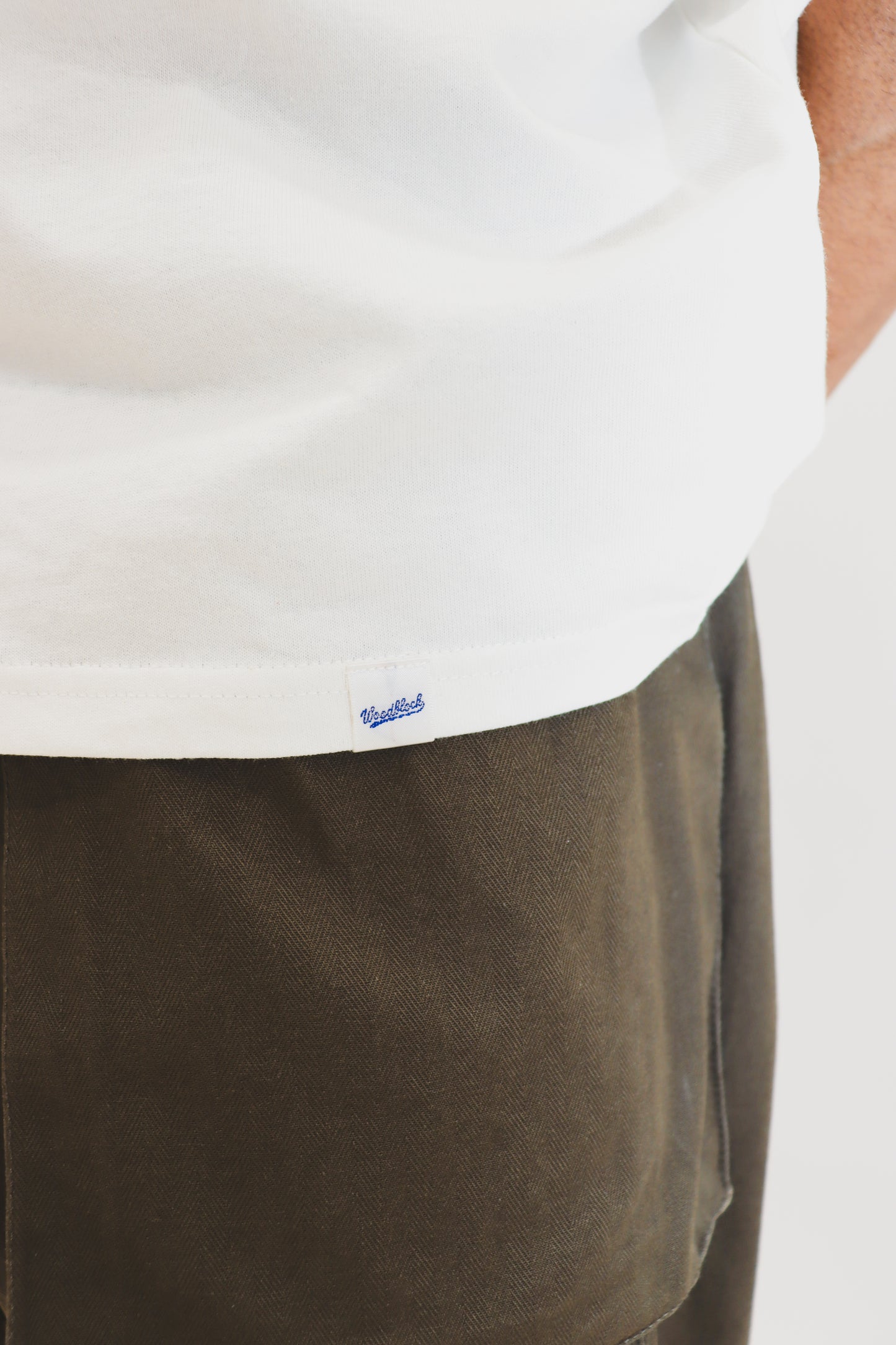 WOODBLOCK S/S WIDE TAPERED SILHOUETTE POCKET T-SHIRT WHITE (WB-25SS-014)