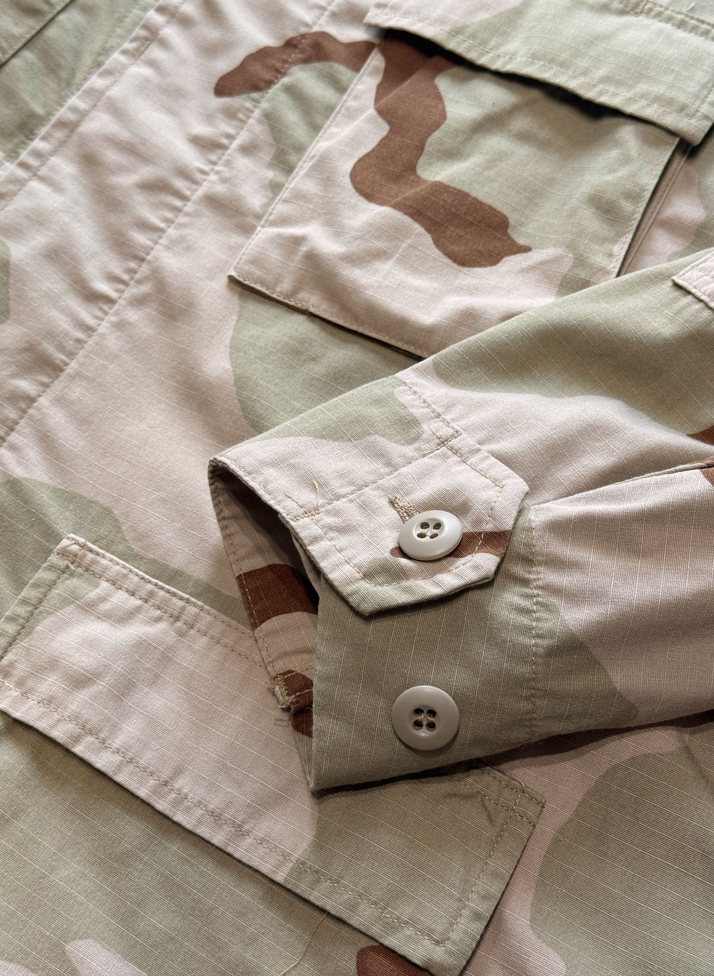 (SUP-282) US MILITARY DESERT CAMO FIELD JACKET - XL - LONG