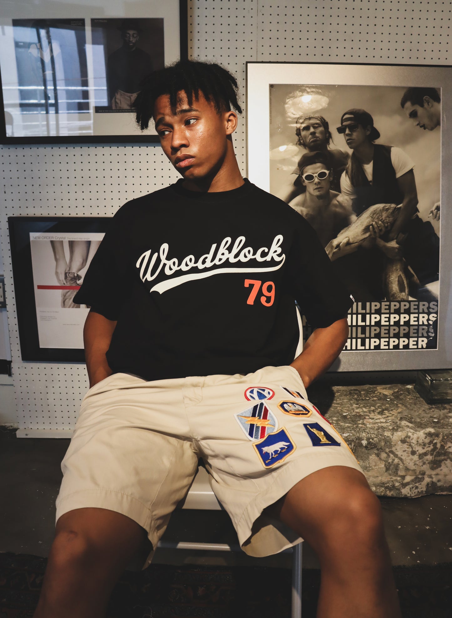 (WB-24SS-058) WOODBLOCK SCRIPT LOGO T-SHIRT BLACK