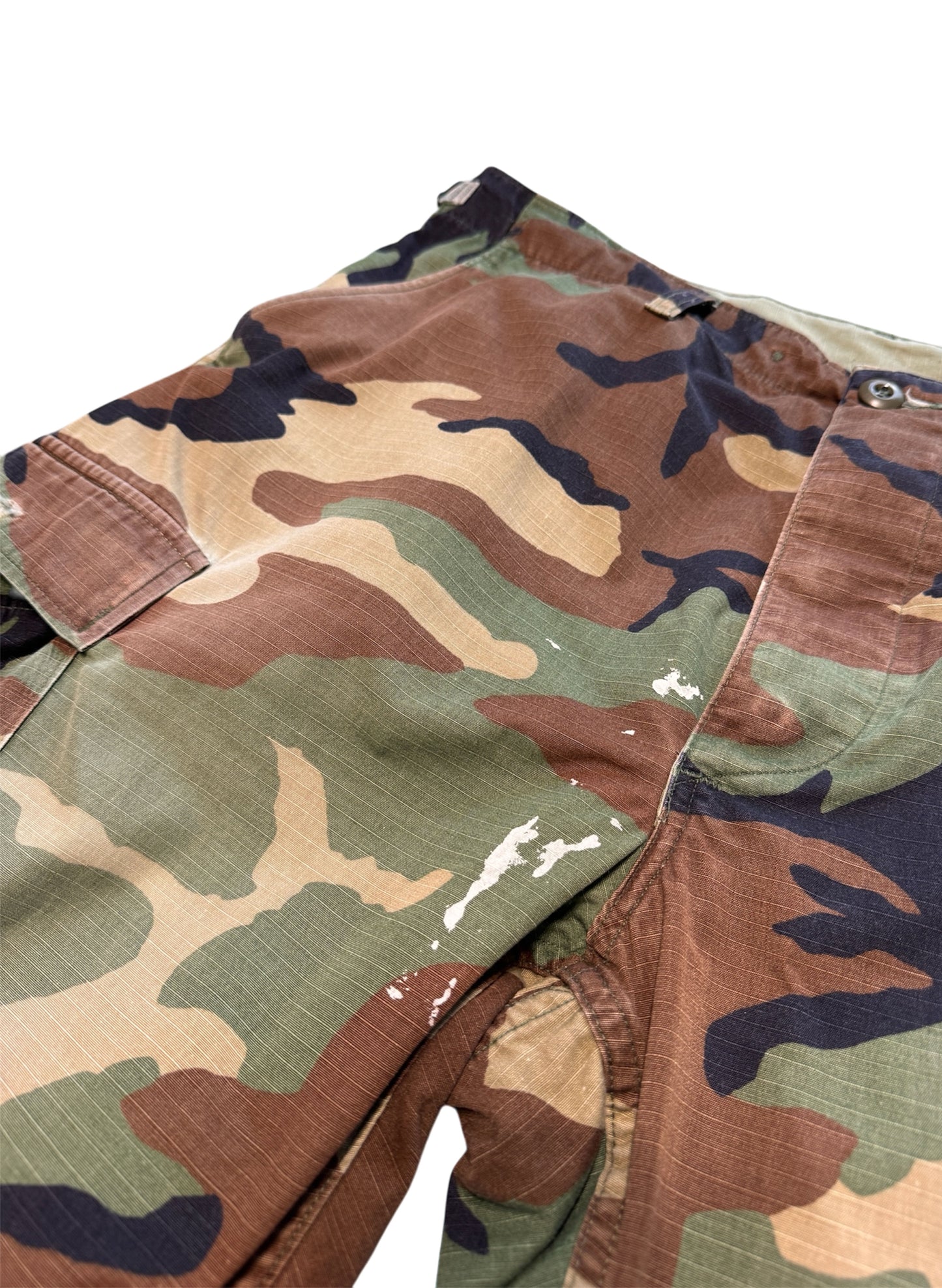 (SUP-292) US ARMY RIPSTOP WOODLAND CAMO SHORTS - LARGE