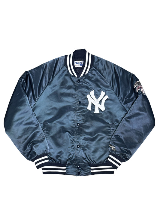 (SUP-873) Chalk Line NEW YORK YANKEES NYLON STADIUM JACKET (M) - MADE IN U.S.A.