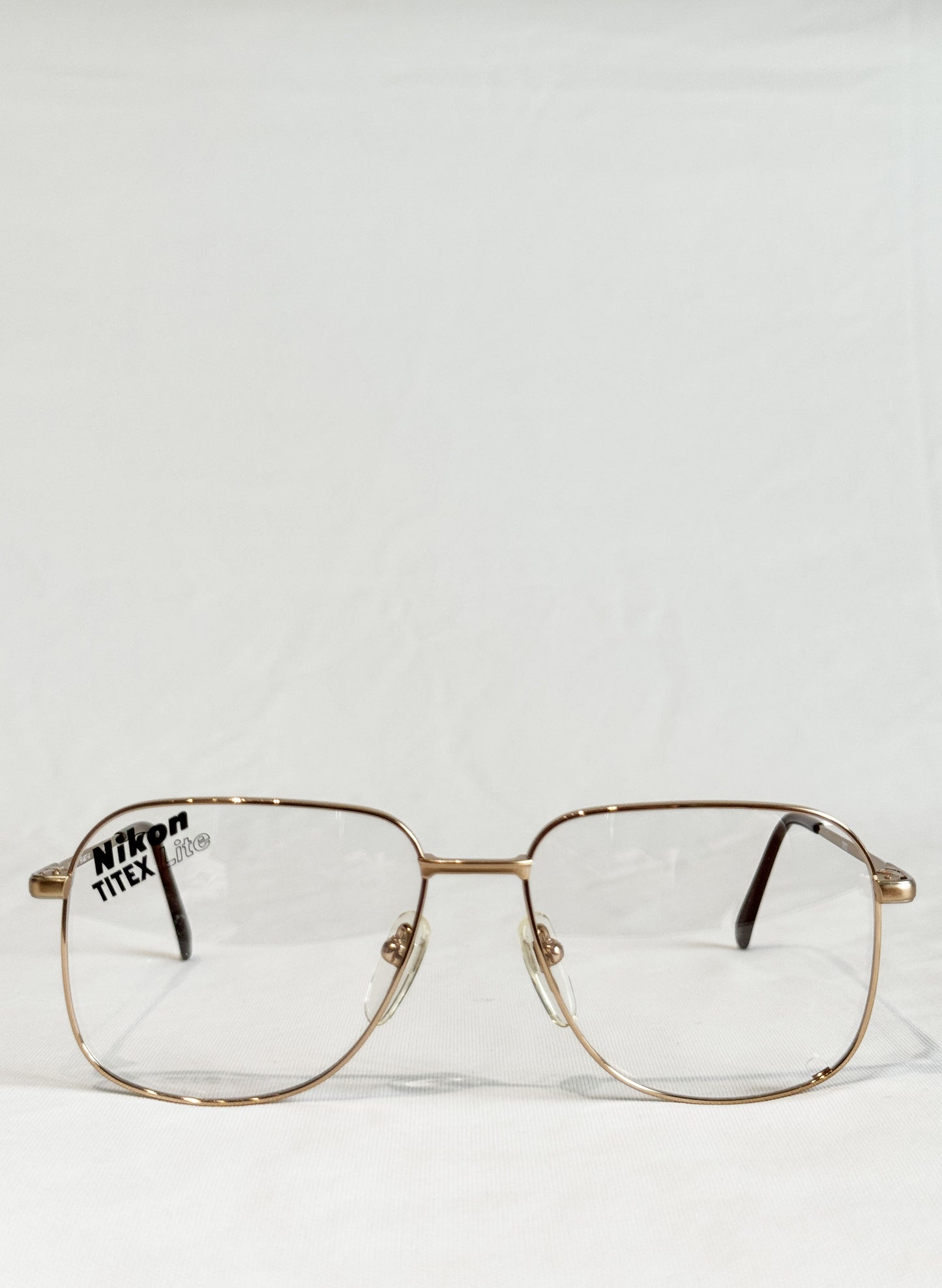 (SUP-415) 90s DEADSTOCK GOLD FRAME GLASSES Nikon TITEX Lite Ti-p
