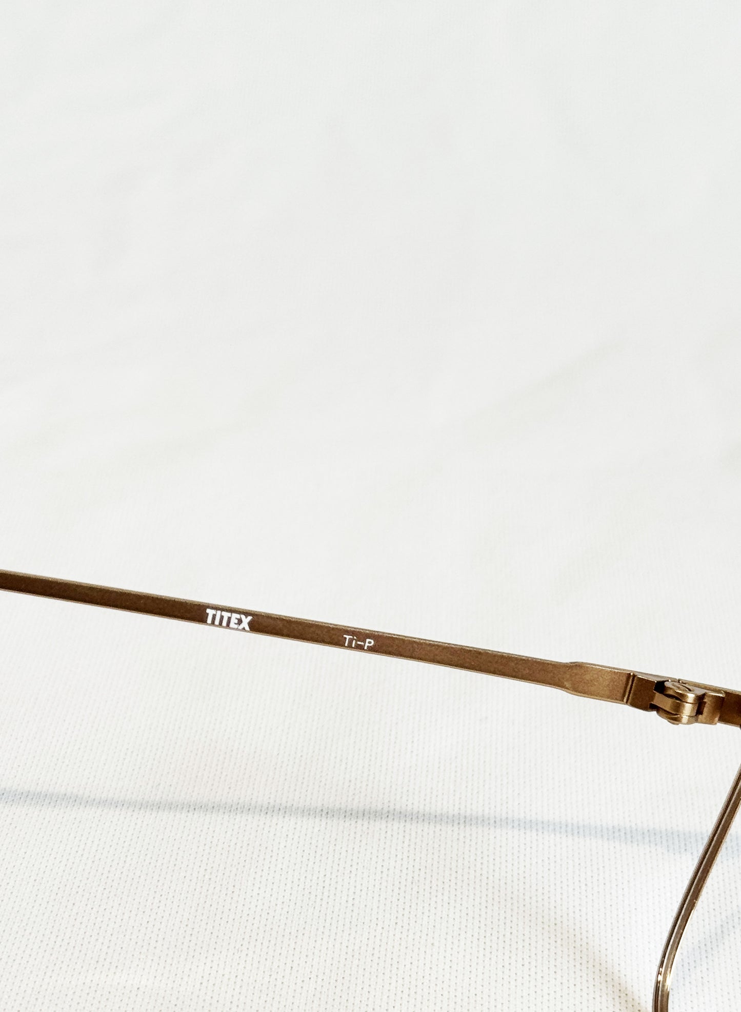 (SUP-415) 90s DEADSTOCK GOLD FRAME GLASSES Nikon TITEX Lite Ti-p