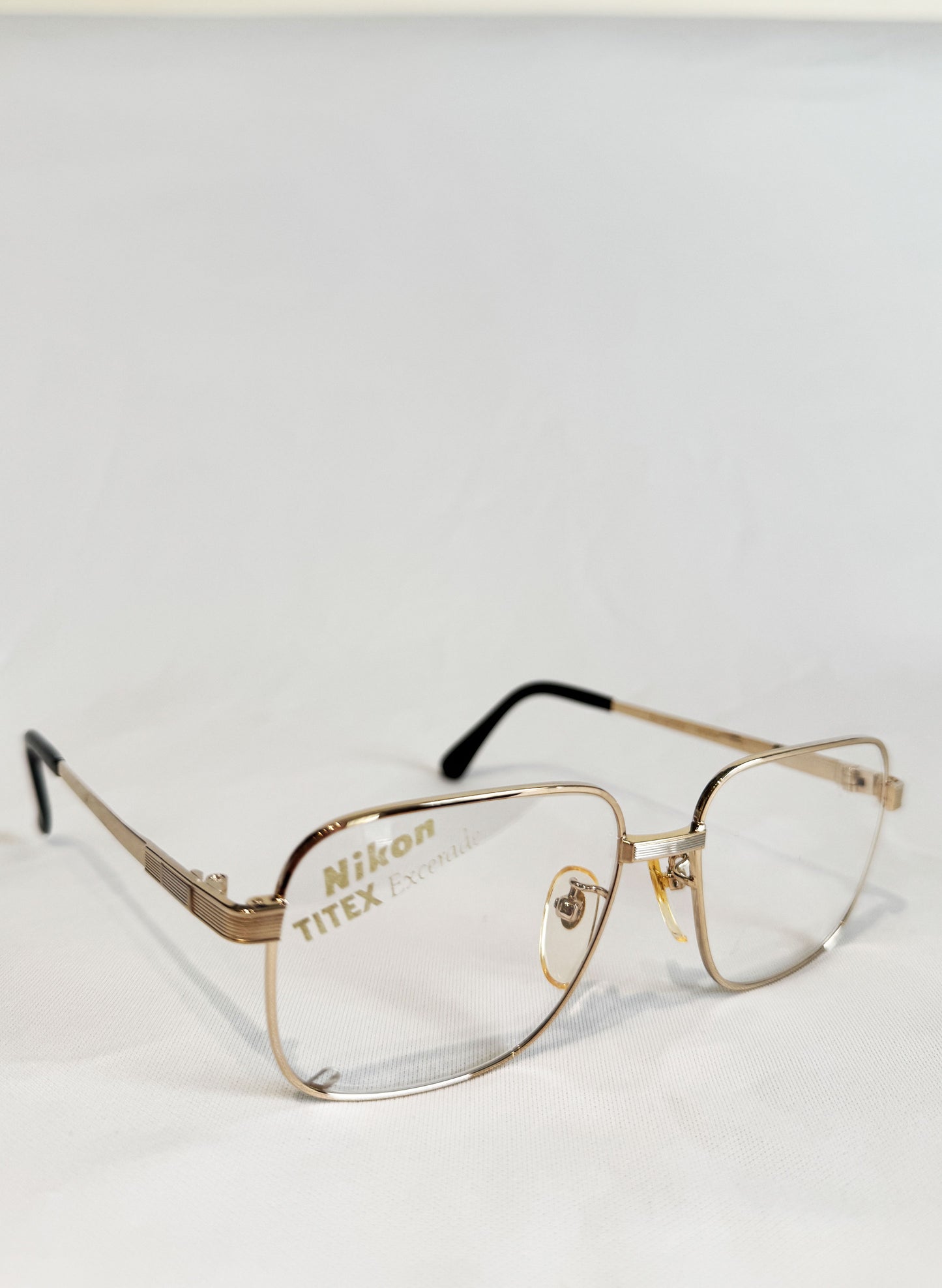 (SUP-414) 90s VINTAGE GOLD FRAME GLASSES Nikon TITEX Excerade 1/12 12KGF Ti-C