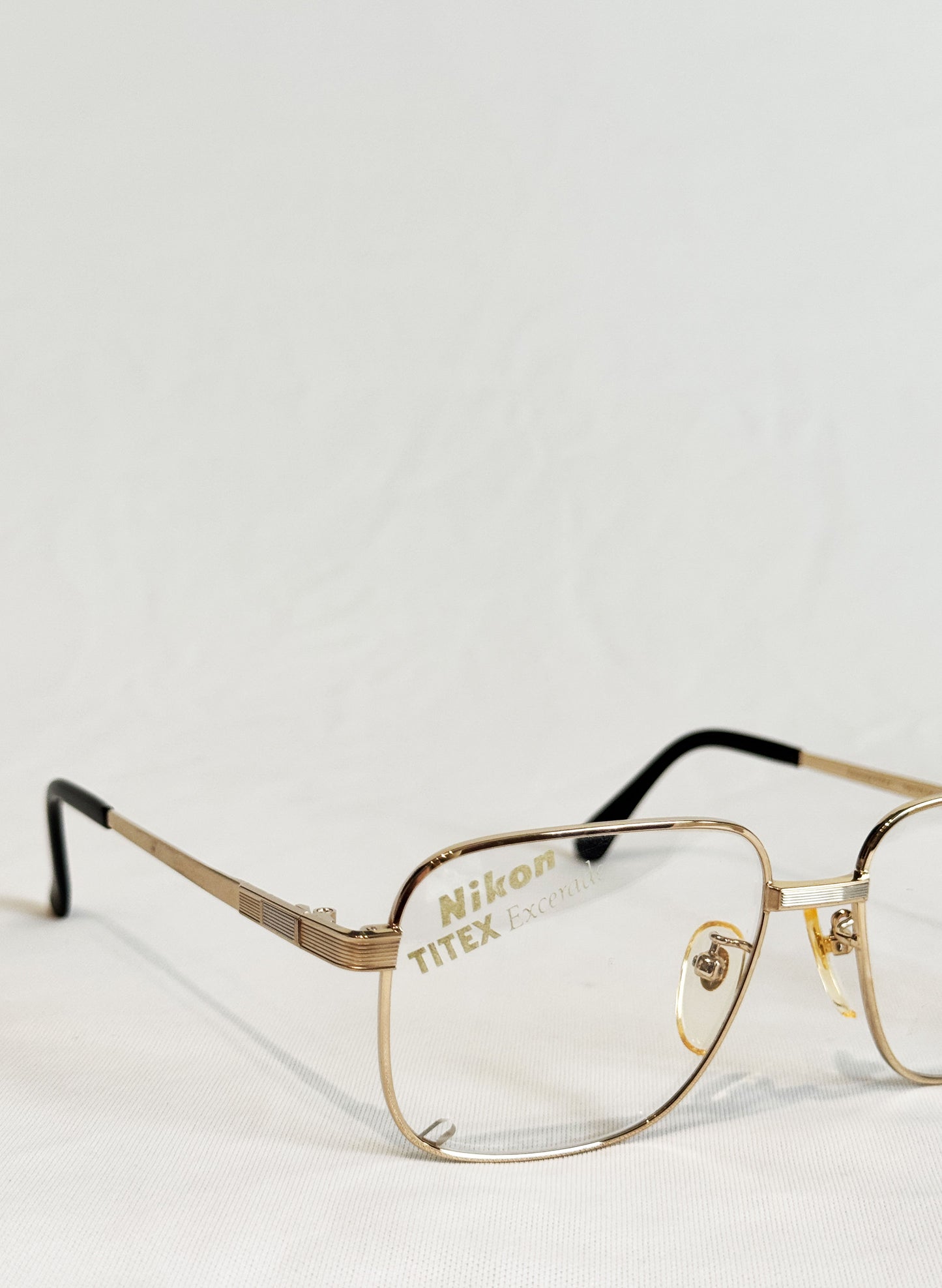 (SUP-414) 90s VINTAGE GOLD FRAME GLASSES Nikon TITEX Excerade 1/12 12KGF Ti-C