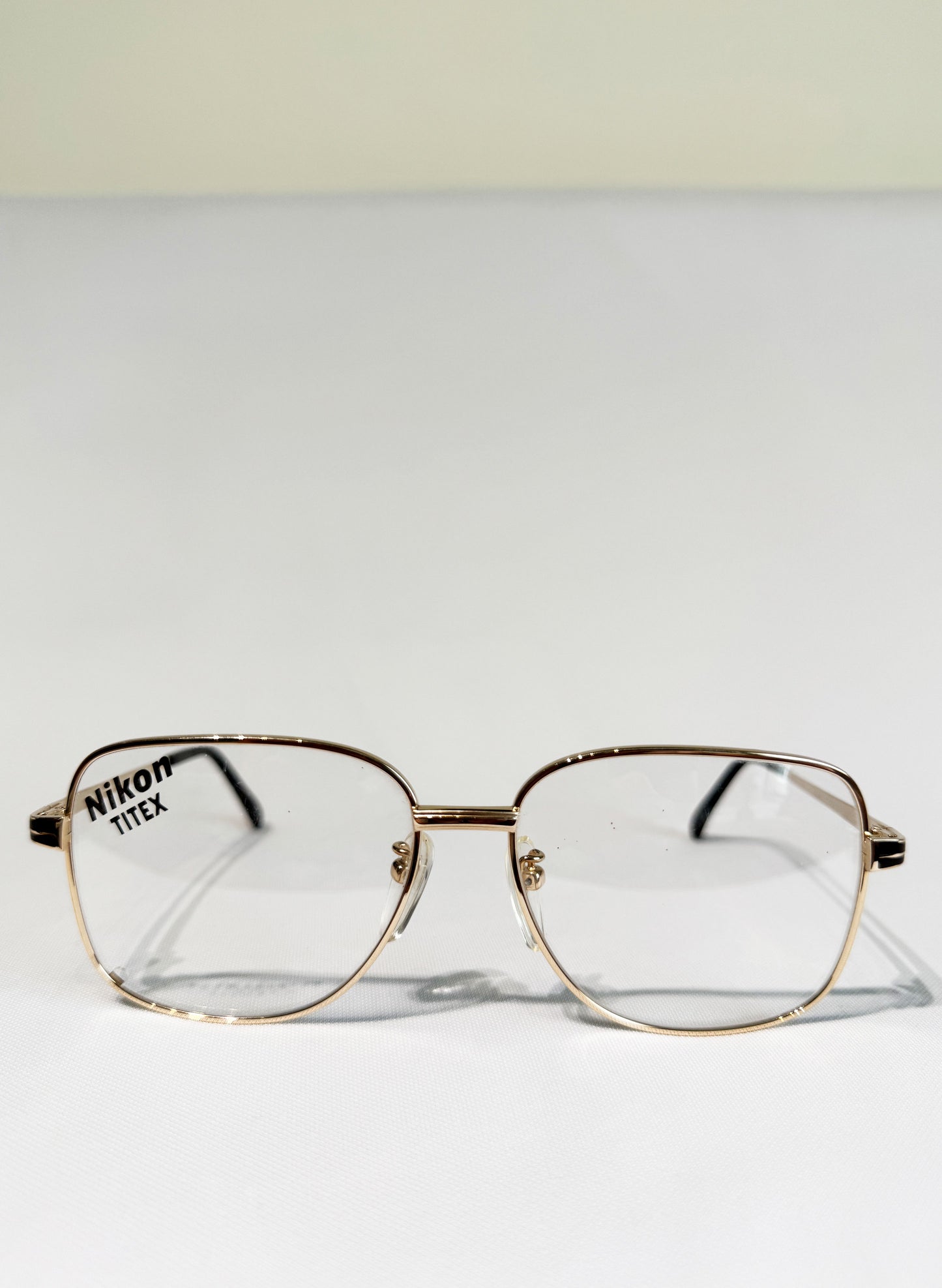(SUP-371) 90s VINTAGE GOLD FRAME GLASSES "Nikon TITEX"