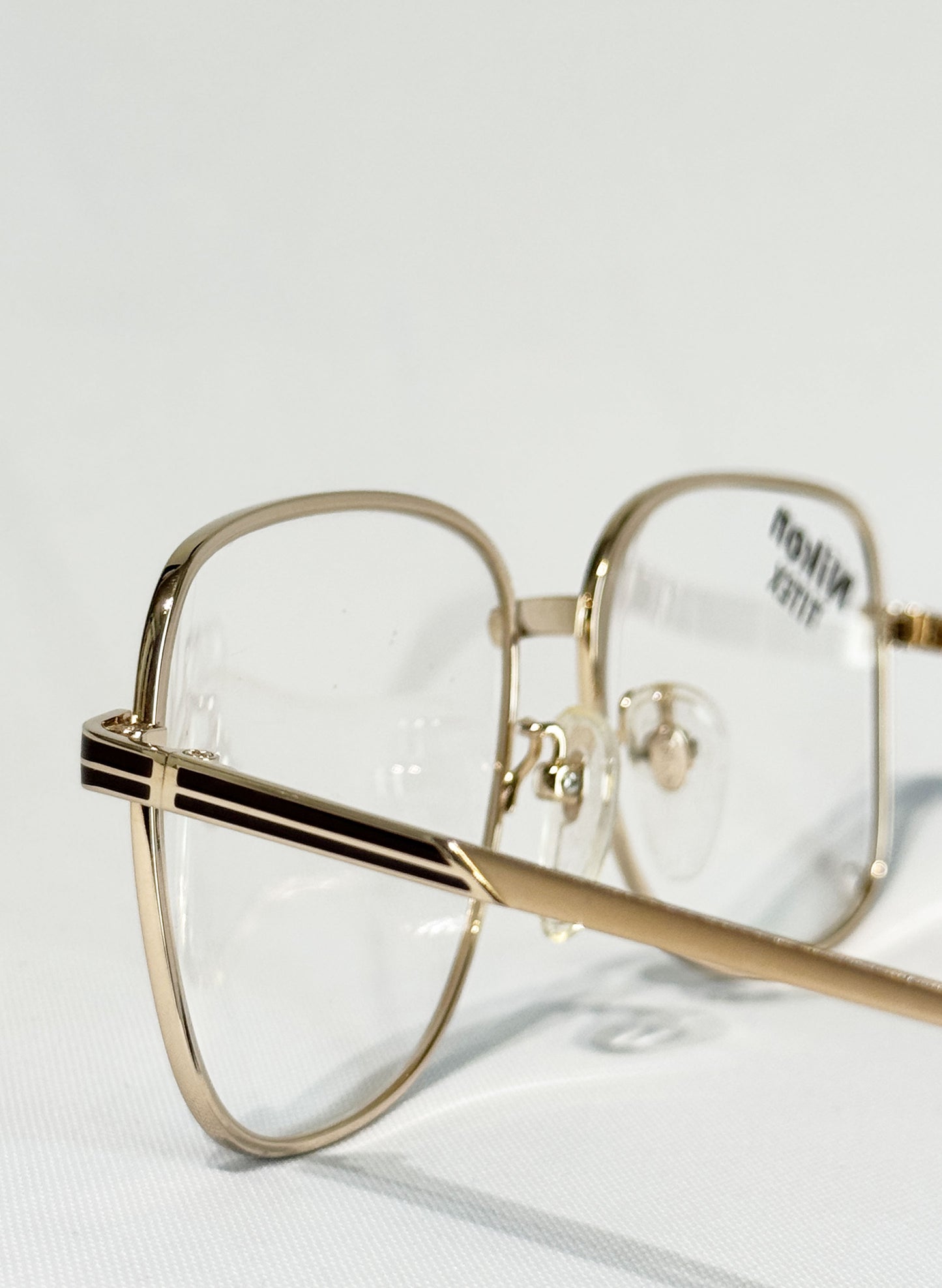 (SUP-371) 90s VINTAGE GOLD FRAME GLASSES "Nikon TITEX"