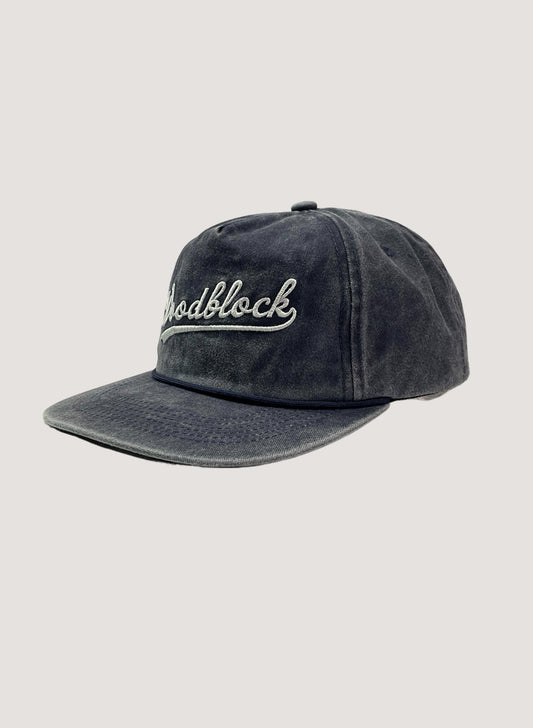 WOODBLOCK SCRIPT LOGO SNAP BACK CAP PIGMENT NAVY (WB-24SS-069)