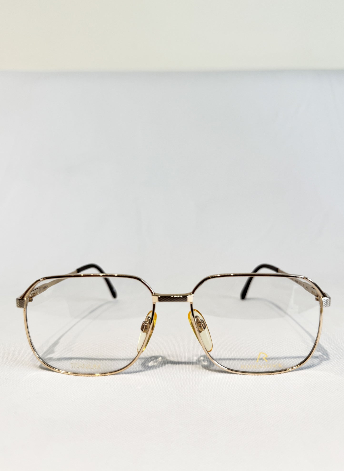 (SUP-418) 90s VINTAGE GOLD FRAME GLASSES RODENSTOCK TITANIUM