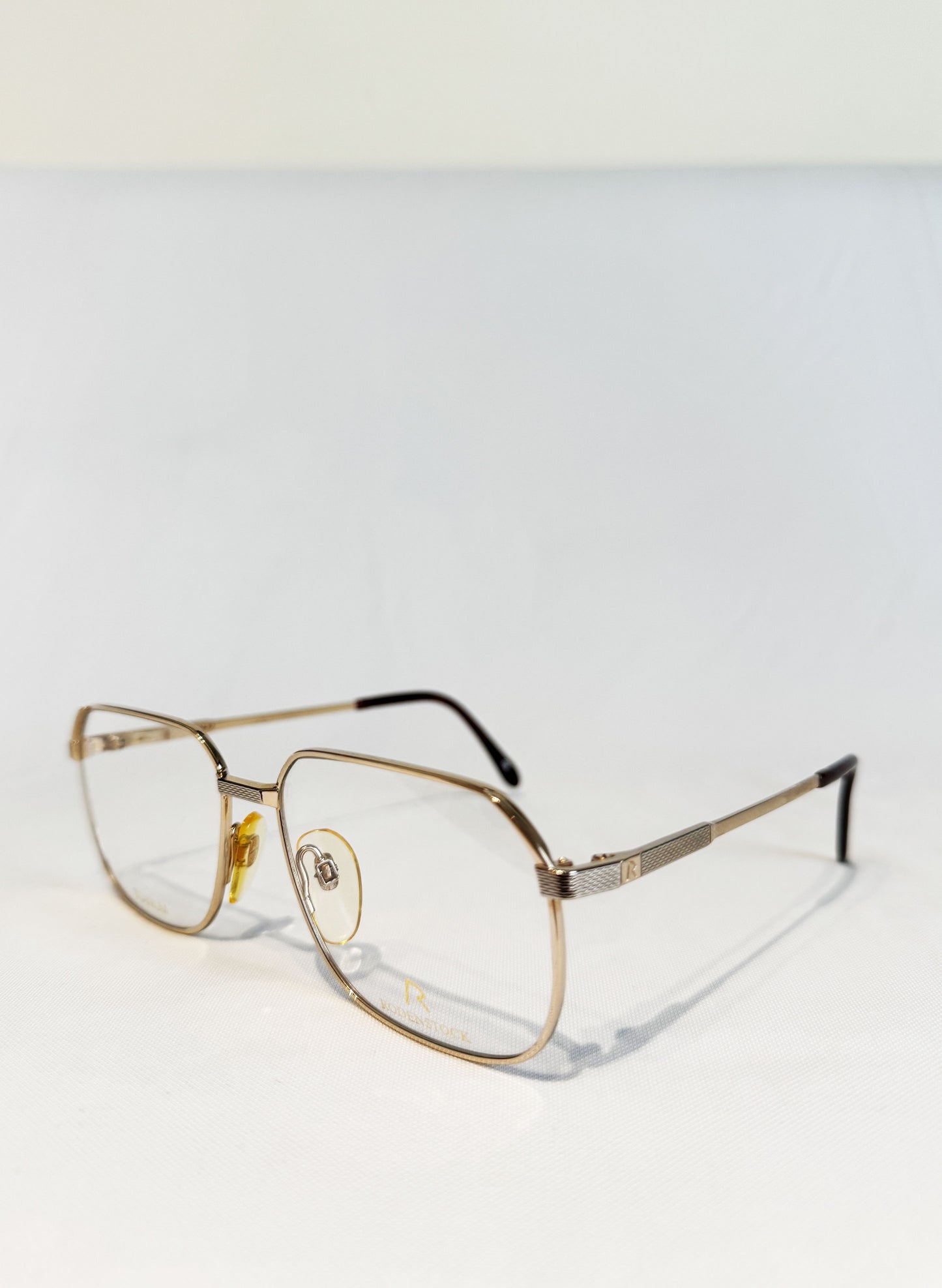 (SUP-418) 90s VINTAGE GOLD FRAME GLASSES RODENSTOCK TITANIUM