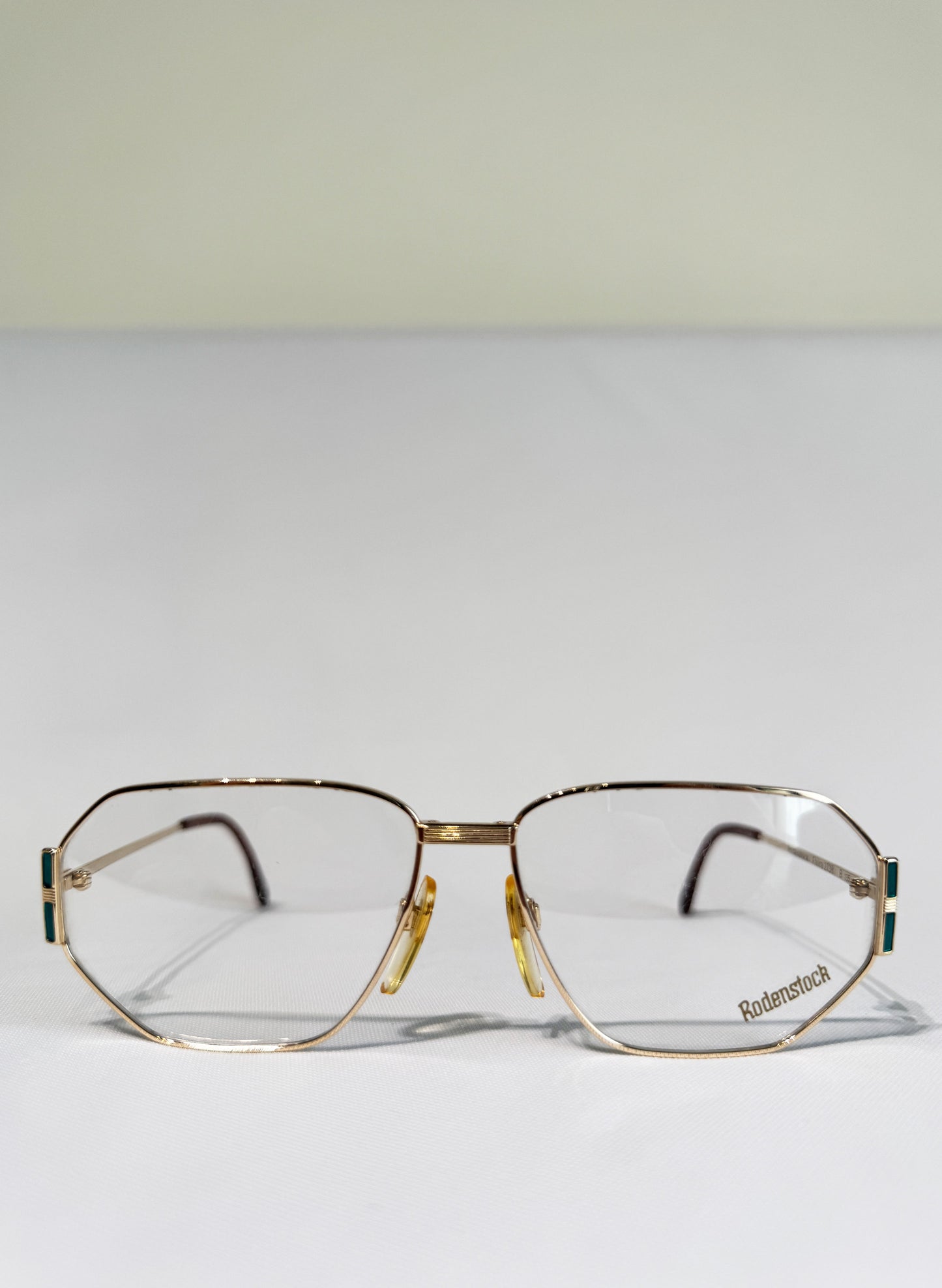 (SUP-372) 90s VINTAGE GOLD FRAME GLASSES "Rodenstock"