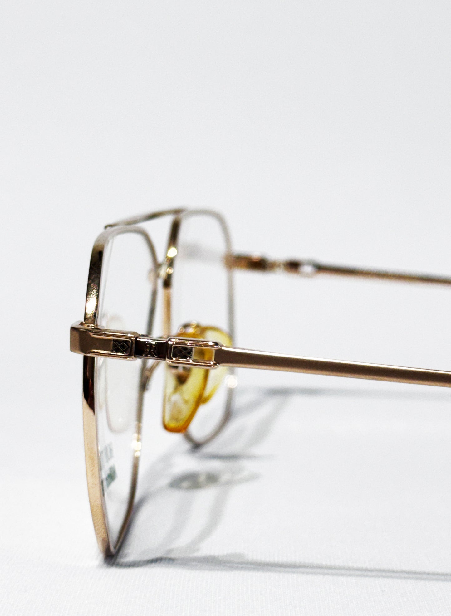 (SUP-646) 90s VINTAGE TWO BRIDGE GOLD FRAME GLASSES - Nikon TITEXⅡ ROY TOWER