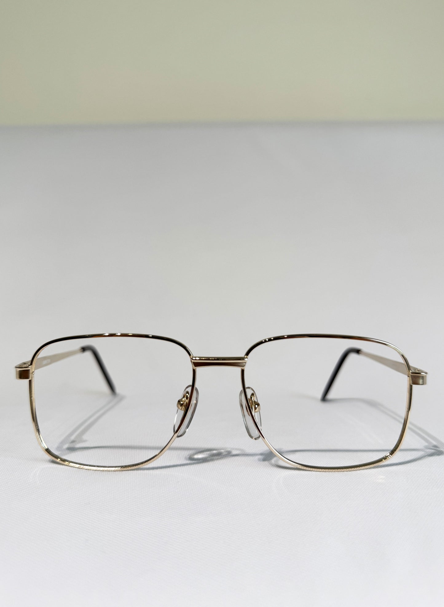 (SUP-370) 90s VINTAGE GOLD FRAME GLASSES "SUNSTON"(レンズなし)