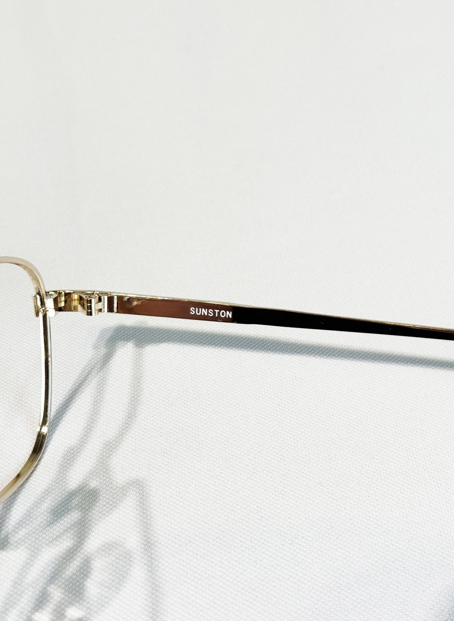 (SUP-370) 90s VINTAGE GOLD FRAME GLASSES "SUNSTON"(レンズなし)