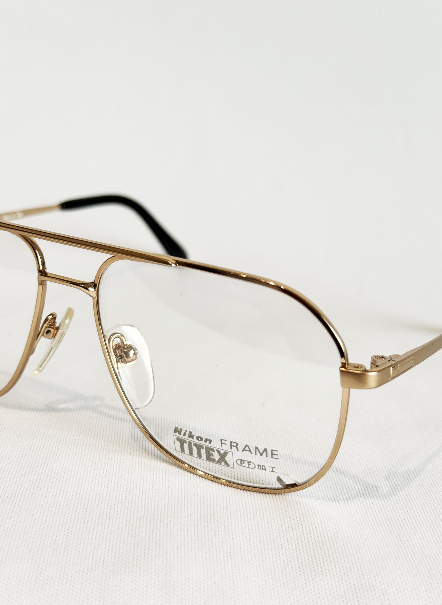 (SUP-416) 90s VINTAGE TWO BRIDGE GOLD FRAME GLASSES Nikon TITEX PF Ti-P