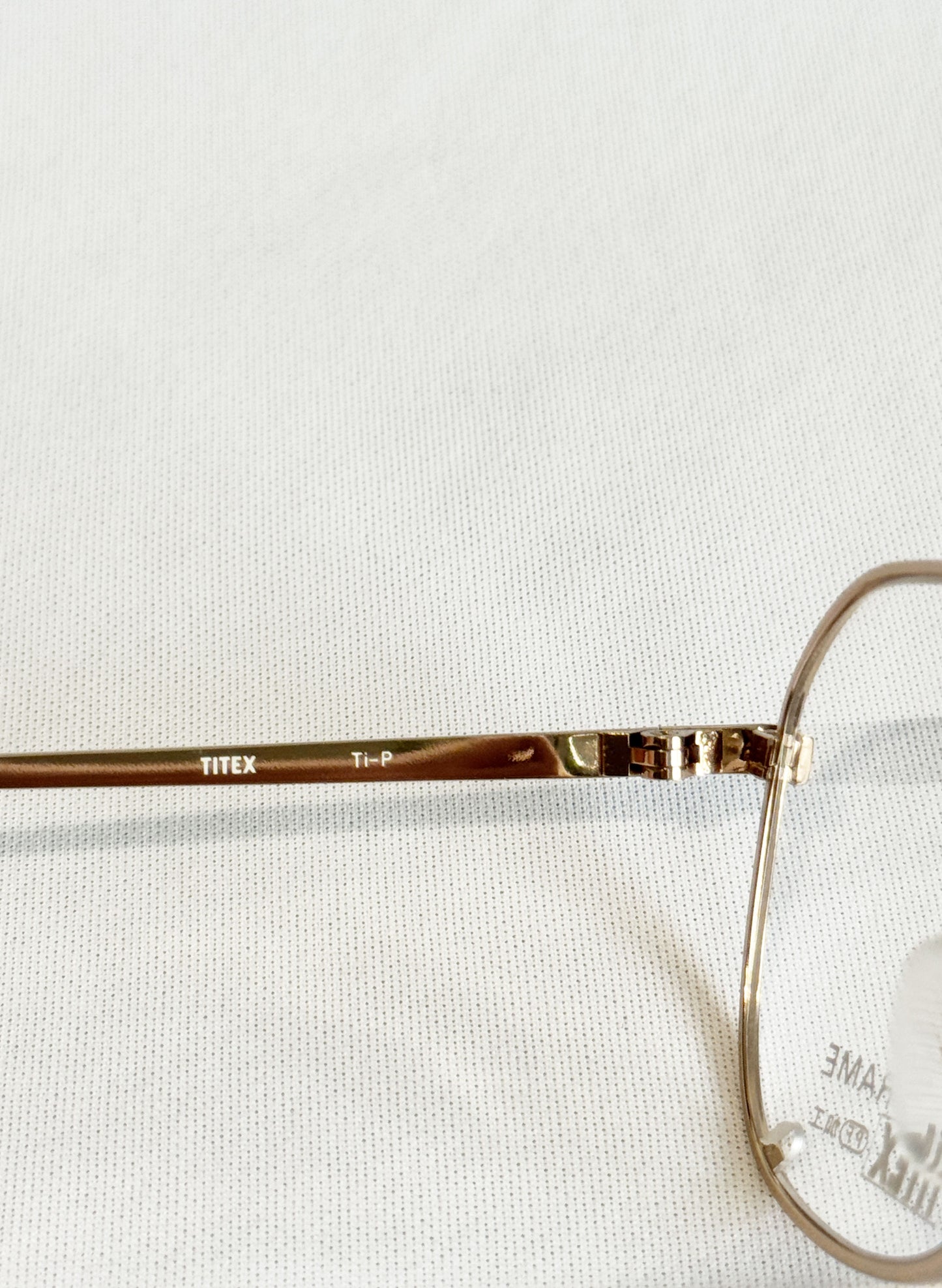(SUP-416) 90s VINTAGE TWO BRIDGE GOLD FRAME GLASSES Nikon TITEX PF Ti-P