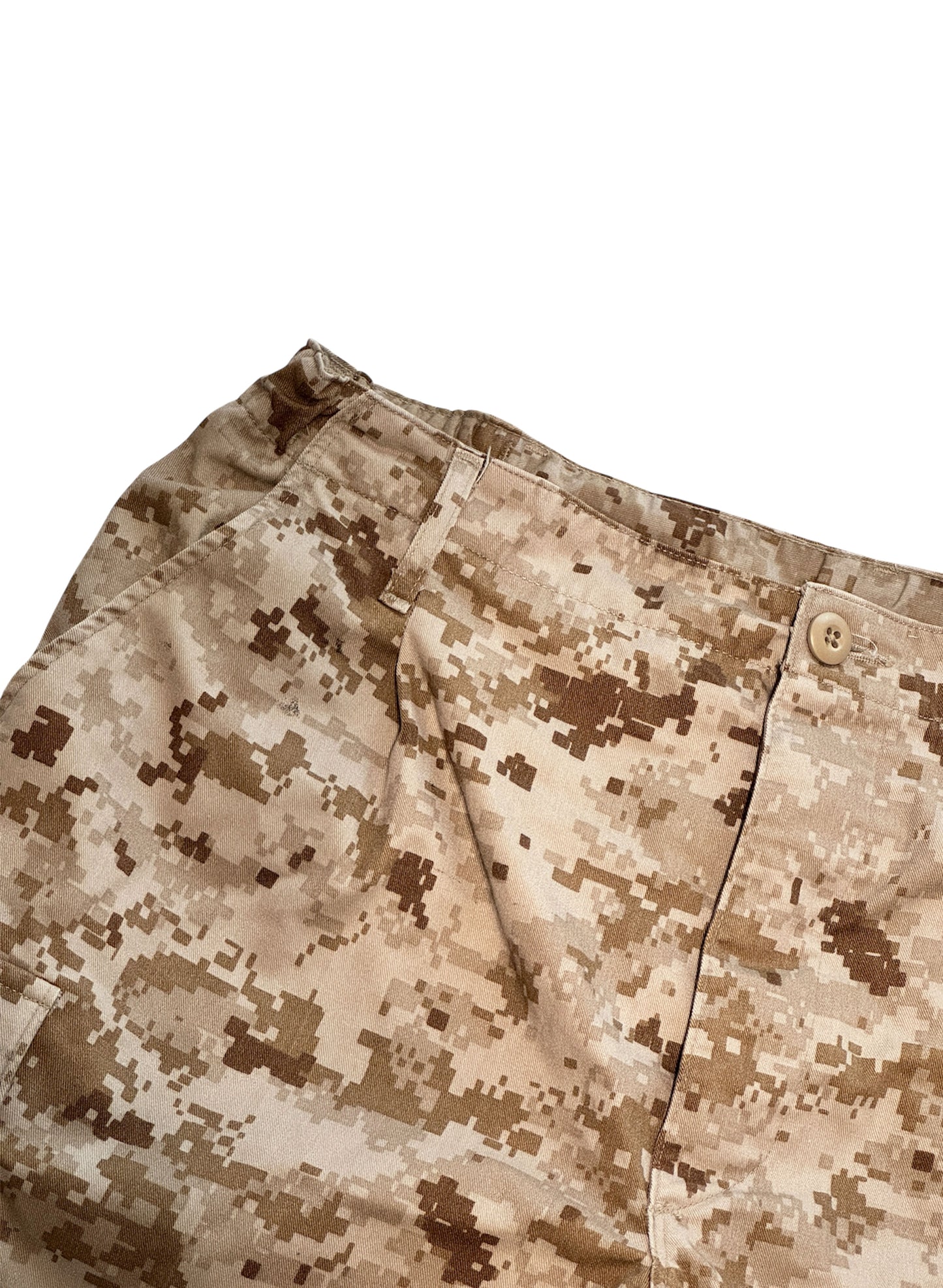 (SUP-397) USMC DESERT CAMO "CUT OFF" JORTS - MEDIUM (w31-w35まで対応)