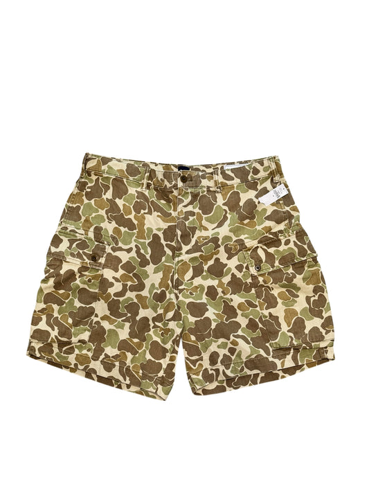 (SUP-346) GAP DEADSTOCK HERRINGBONE CAMO 8" CARGO SHORT (w34)