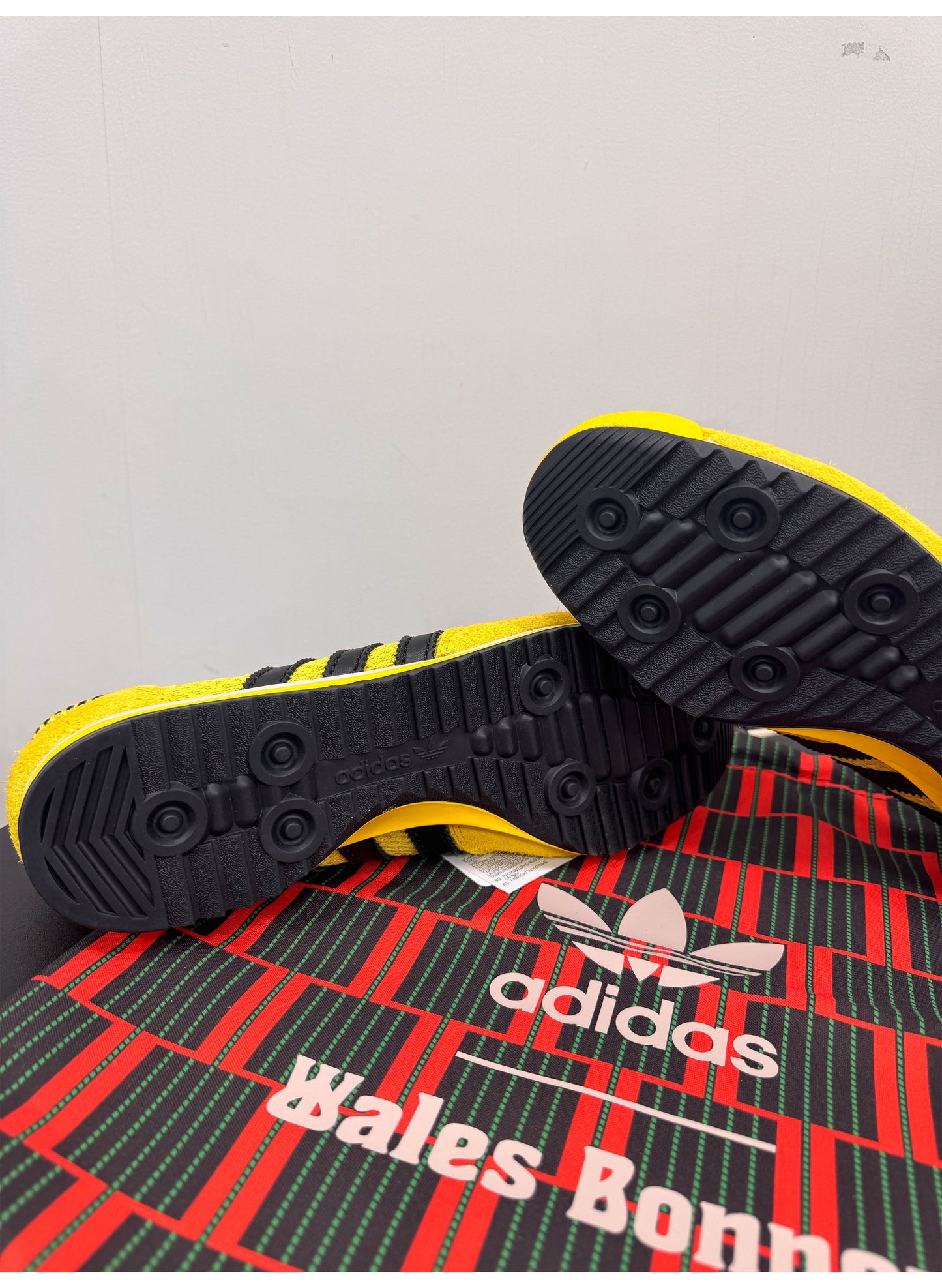 (SUP-289) adidas x Wales Bonner SL76