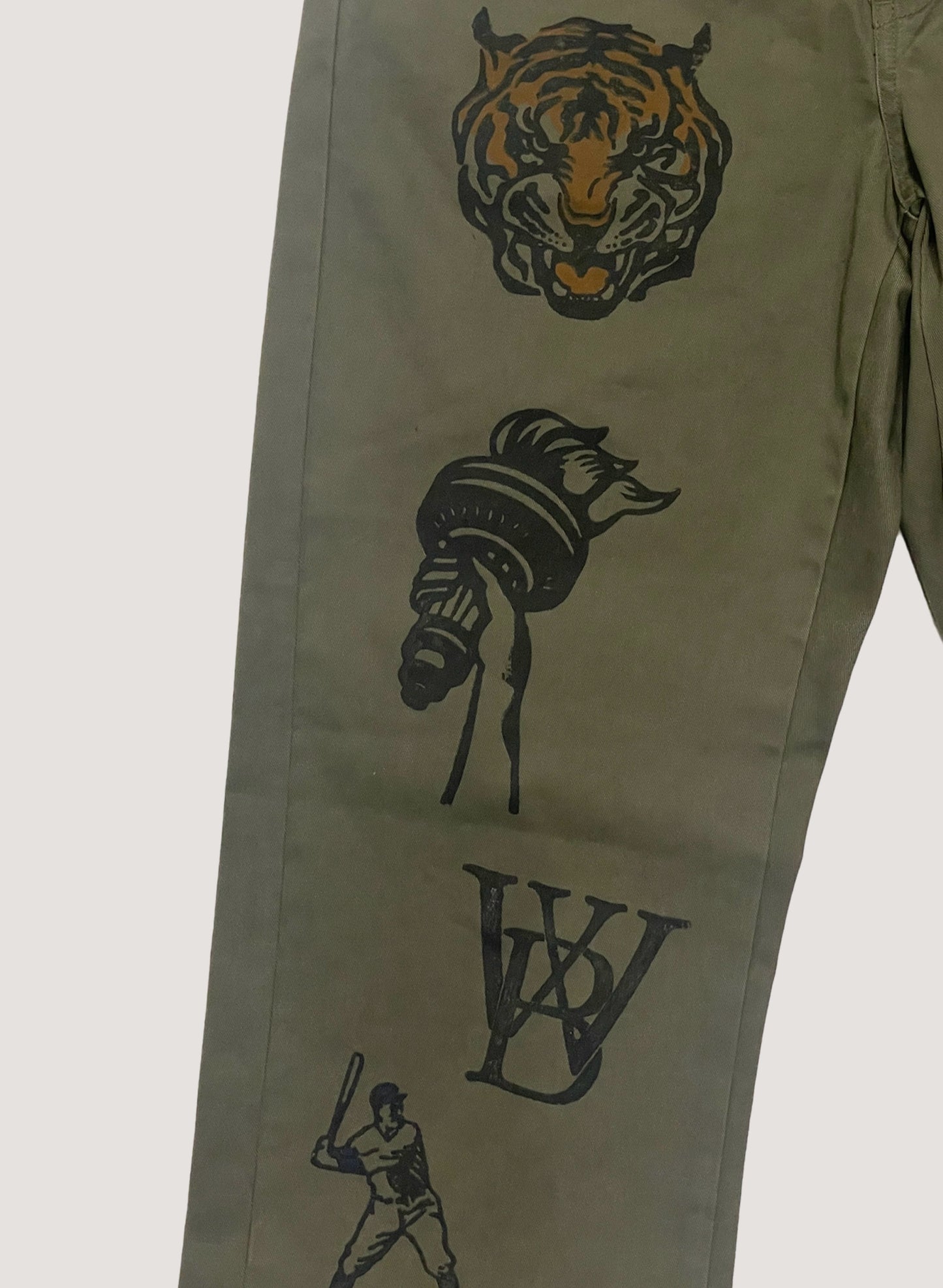 AVIREX x WOODBLOCK ICONIC CHINO TROUSERS OLIVE (WB-23SS-A02)