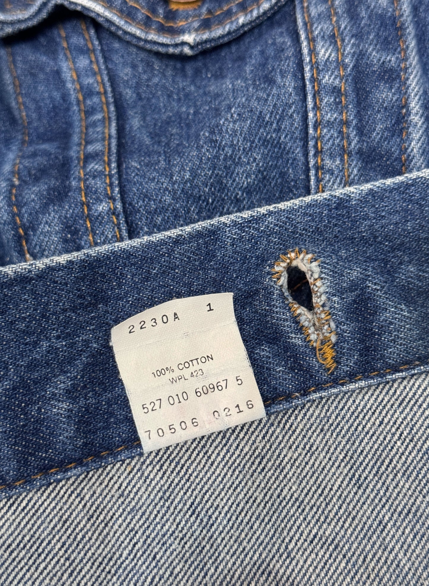 (SUP-014)  LEVI'S 70506 - 0216 - MADE IN U.S.A.  (48・XL相当）