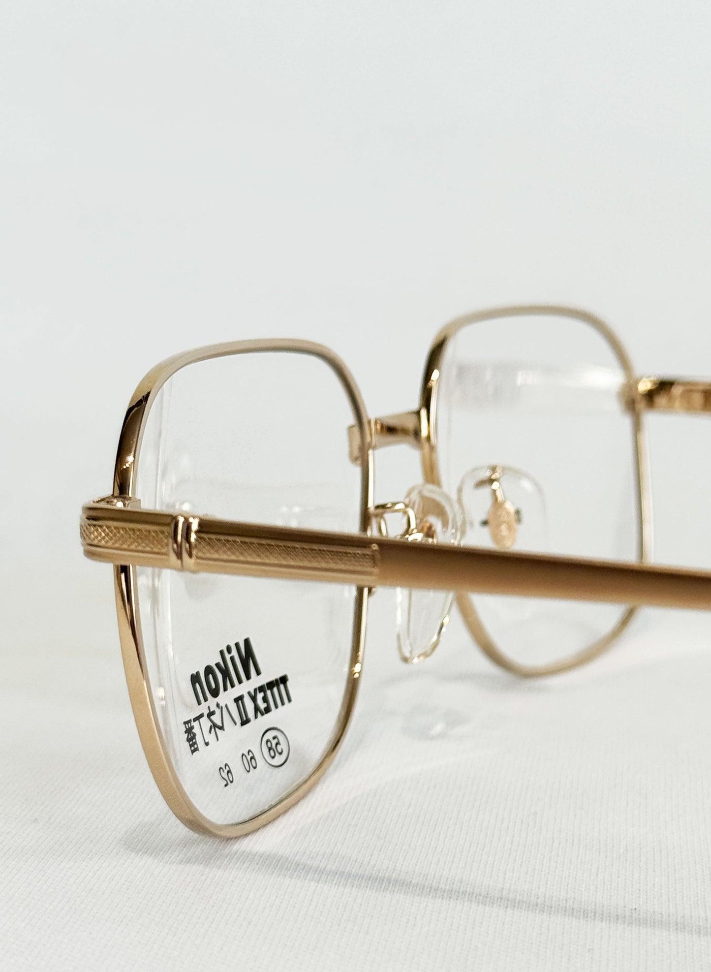(SUP-558) 90s VINTAGE GOLD FRAME GLASSES Nikon TITEX Ⅱ Ti-P
