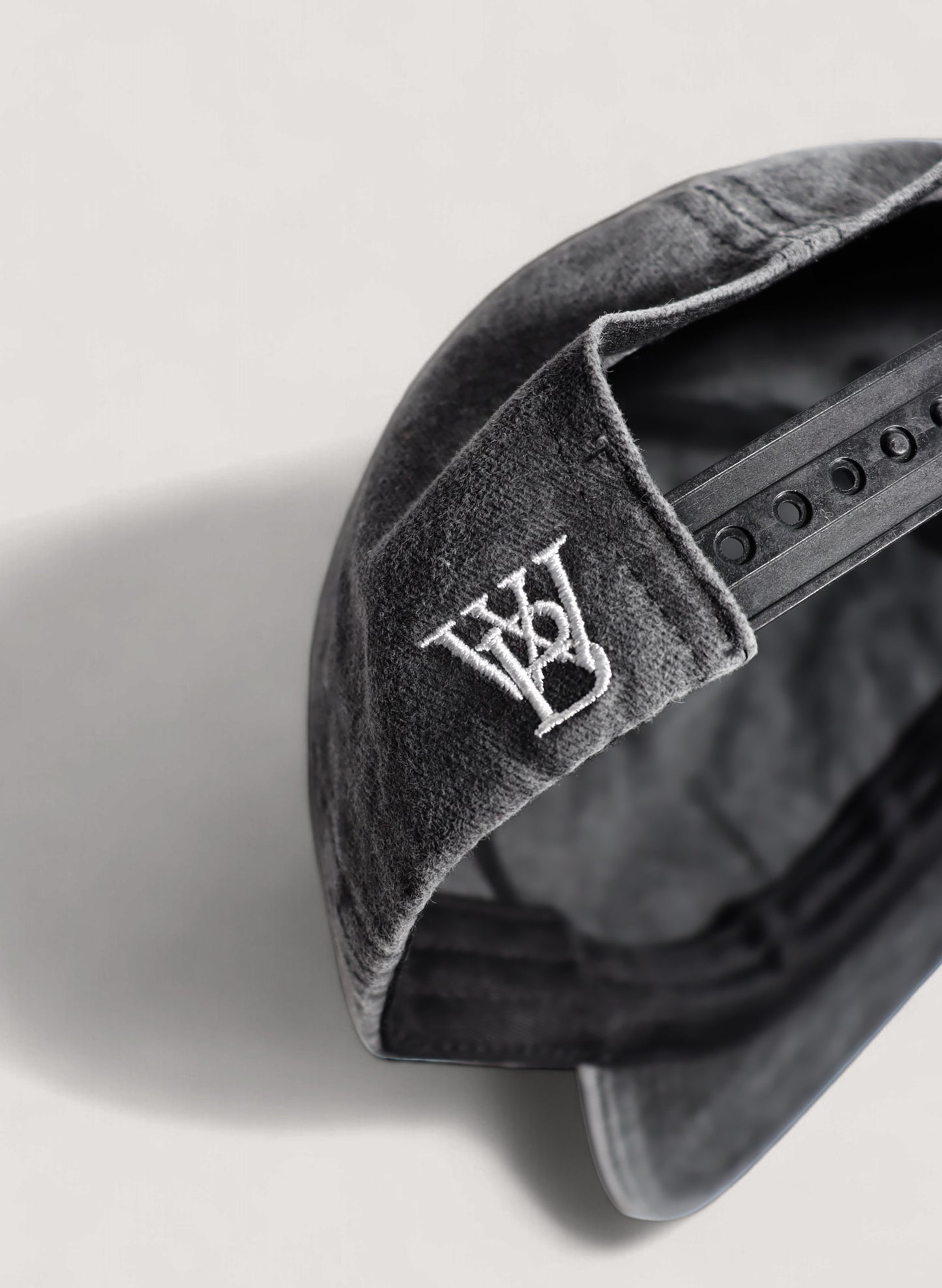 WOODBLOCK x YSM "CONTINUE" SCRIPT LOGO SNAP BACK CAP PIGMENT BLACK (WB-24AW-009)