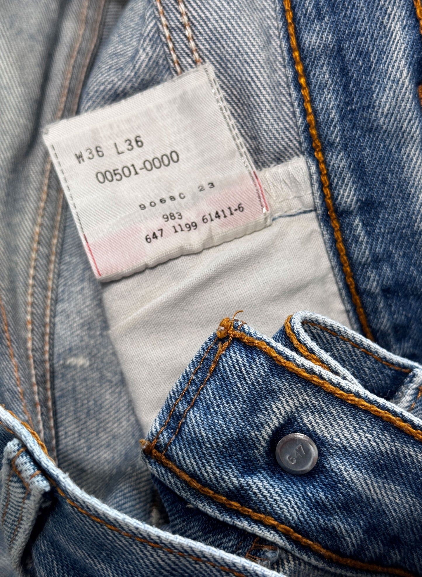 (SUP-633) 90s LEVI'S 501 "DAMAGE" - MADE IN MEXICO