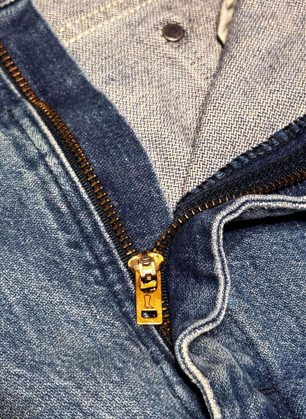 (SUP-826) Wrangler "CUT OFF" DENIM PANTS - MADE IN MEXICO
