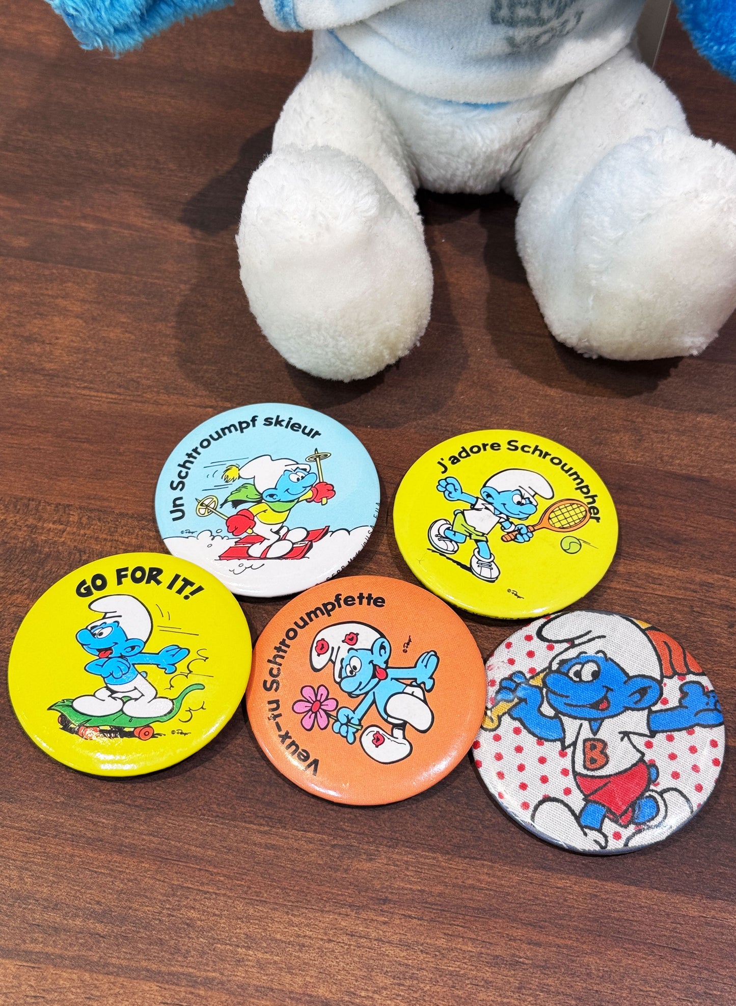(SUP-749) "SMURFS" 80's Vintage Pinback Button Badge - 56mm