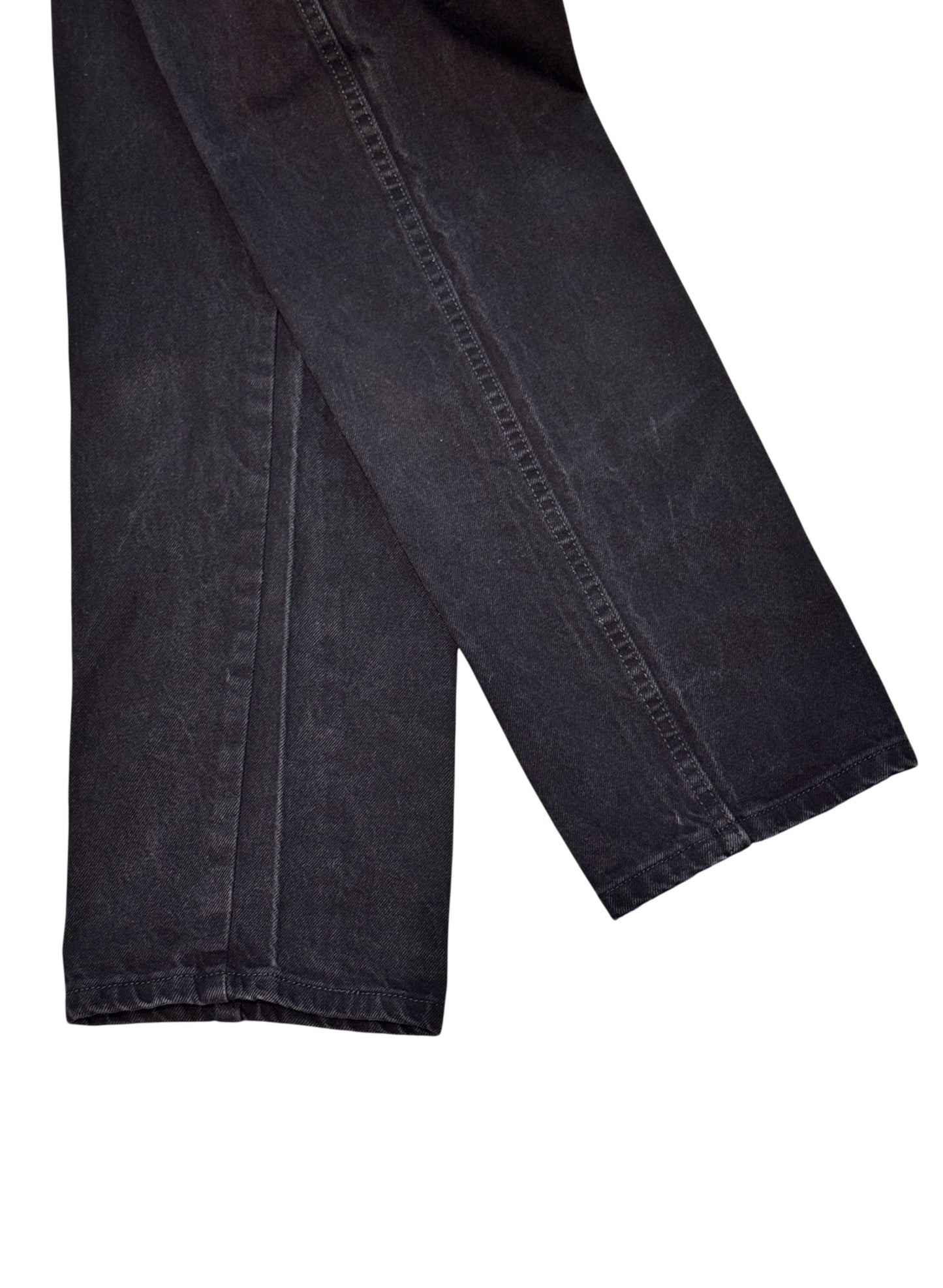 (SUP-492) RUSTLER BLACK DENIM - W36 x L30 - MADE IN NICARAGUA