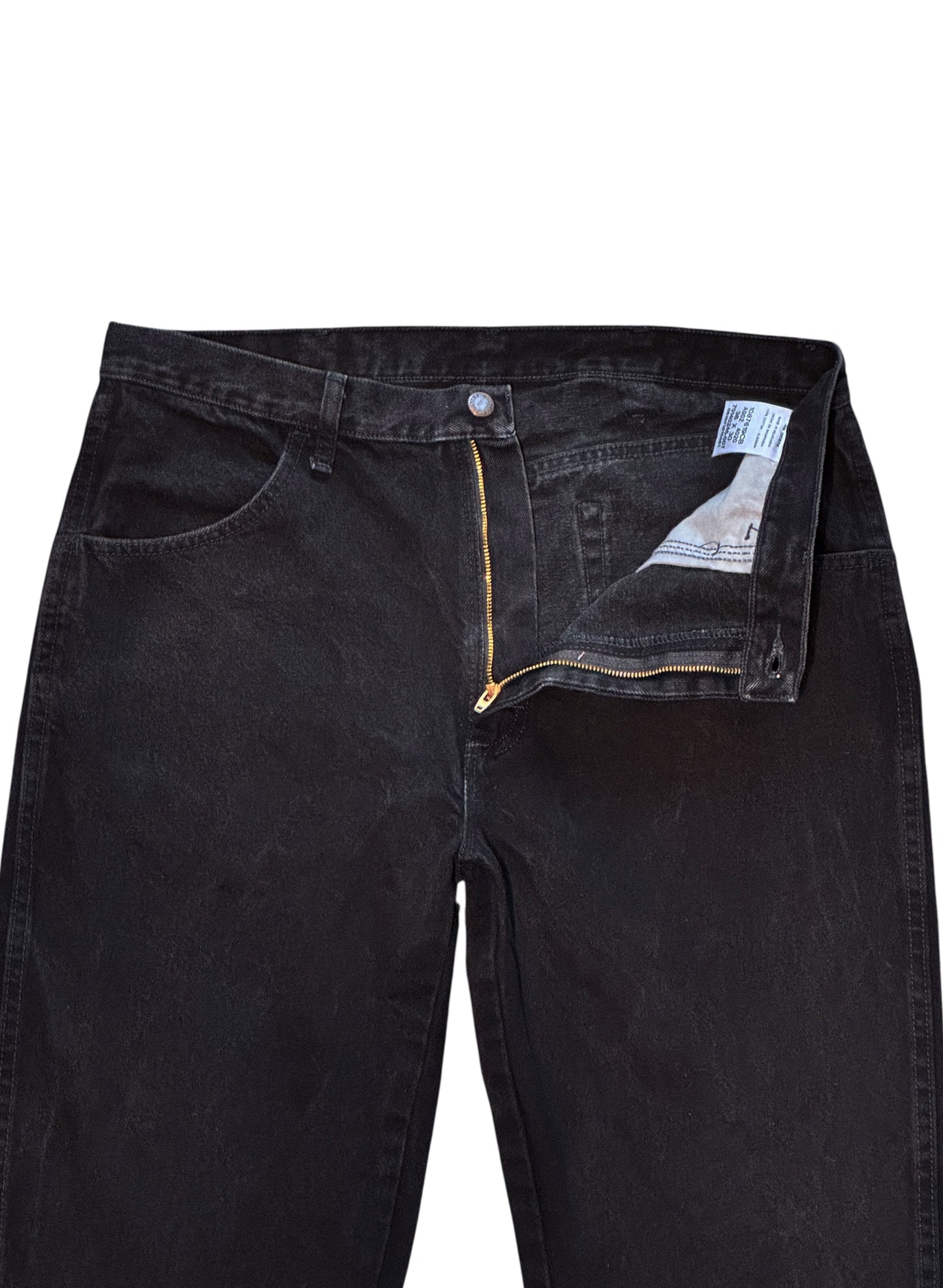(SUP-492) RUSTLER BLACK DENIM - W36 x L30 - MADE IN NICARAGUA