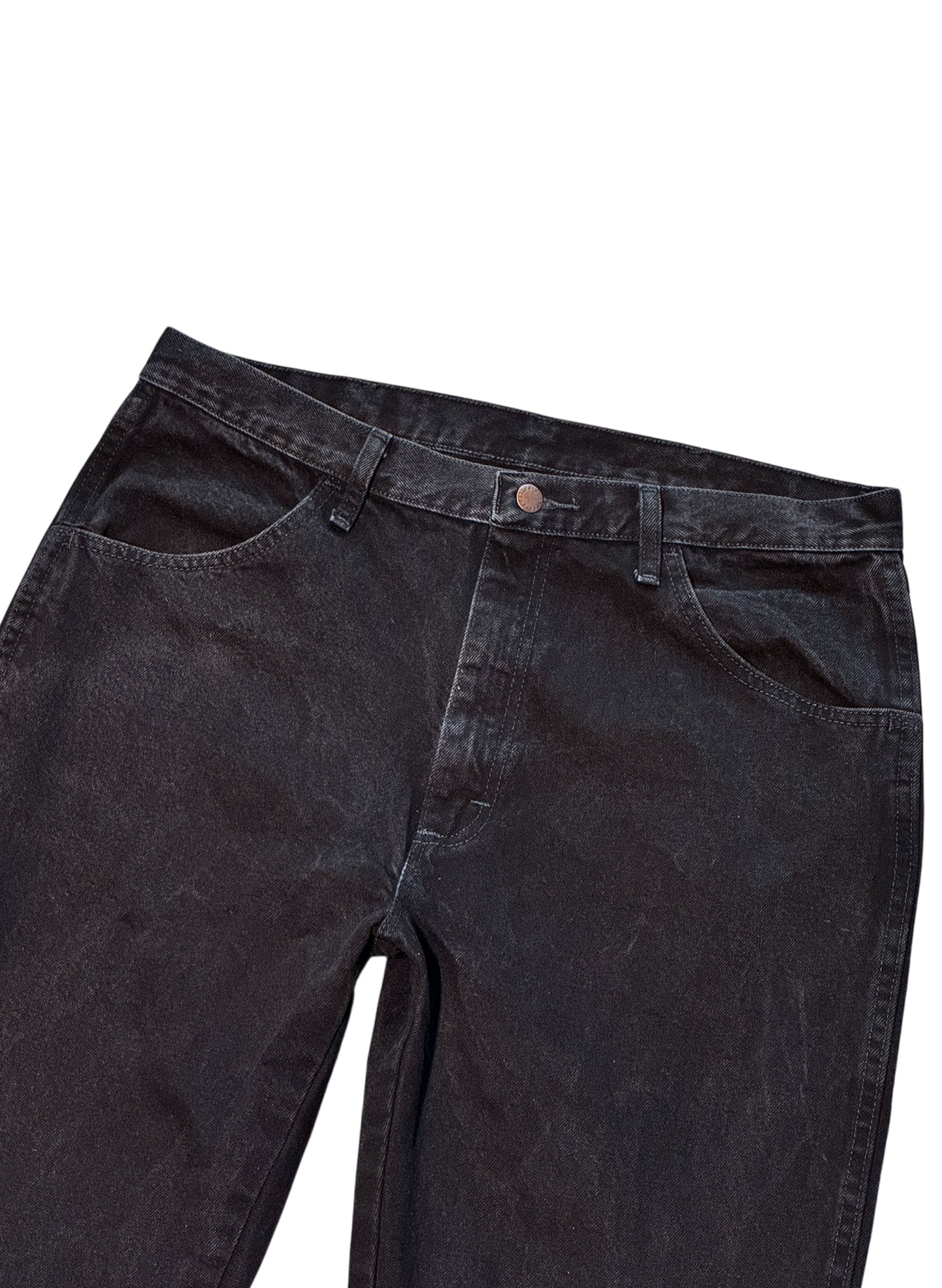 (SUP-492) RUSTLER BLACK DENIM - W36 x L30 - MADE IN NICARAGUA