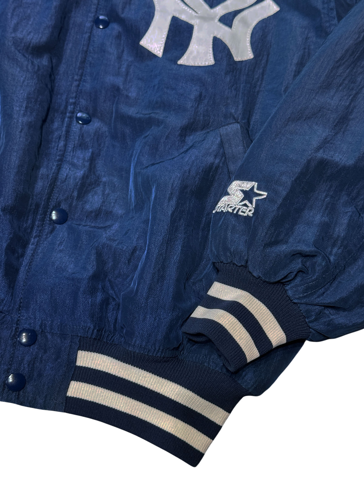 (SUP-865) STARTER NEW YORK YANKEES GLOSSY NYLON JACKET - M - MADE IN U.S.A.