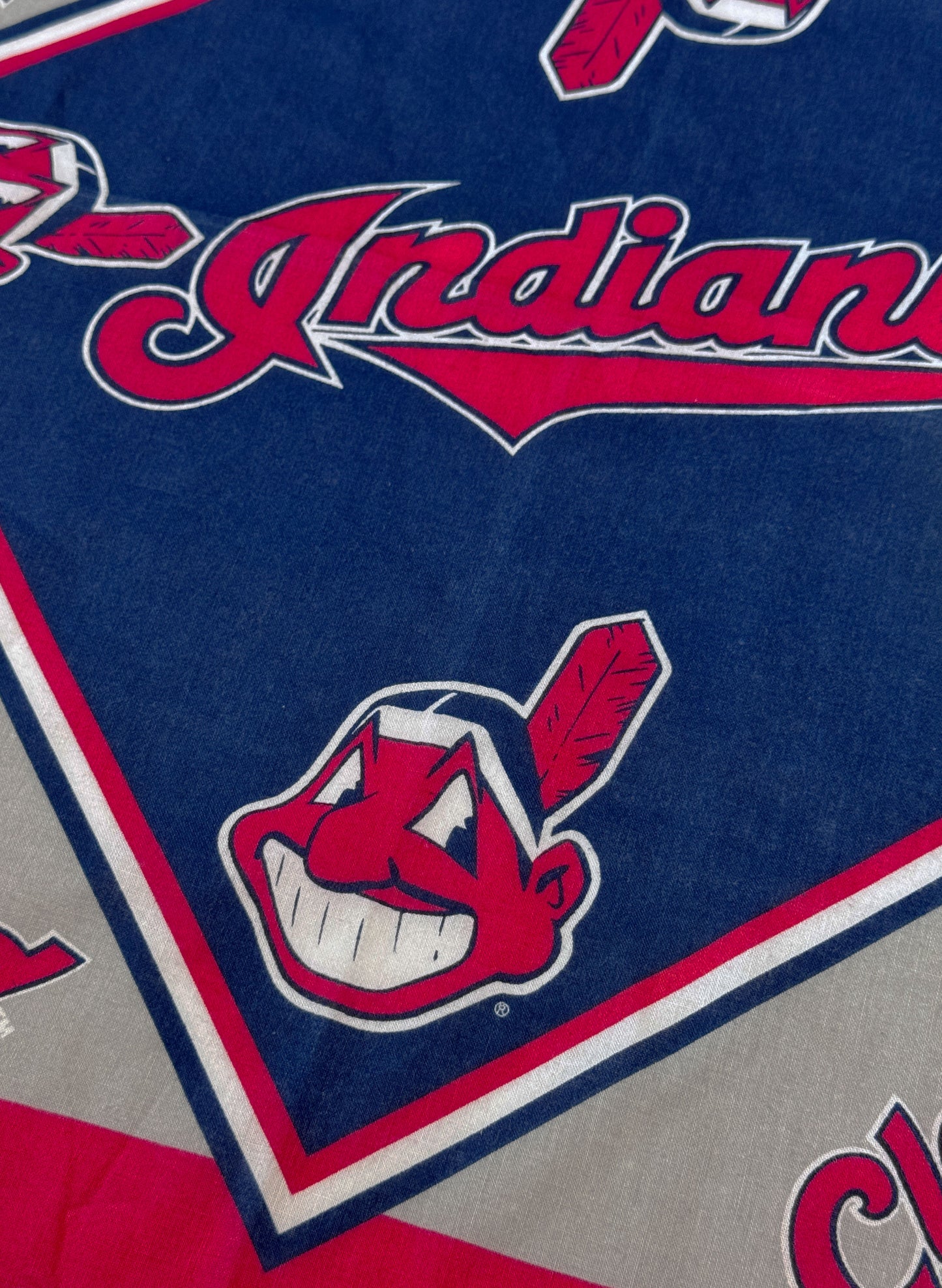 (SUP-712) VINTAGE 1995 MLB CLEVELAND INDIANS BANDANA
