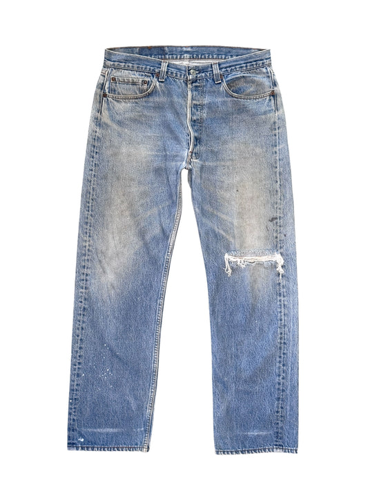(SUP-642) 80s LEVI'S 501 "DAMAGE" DENIM - MADE IN U.S.A.