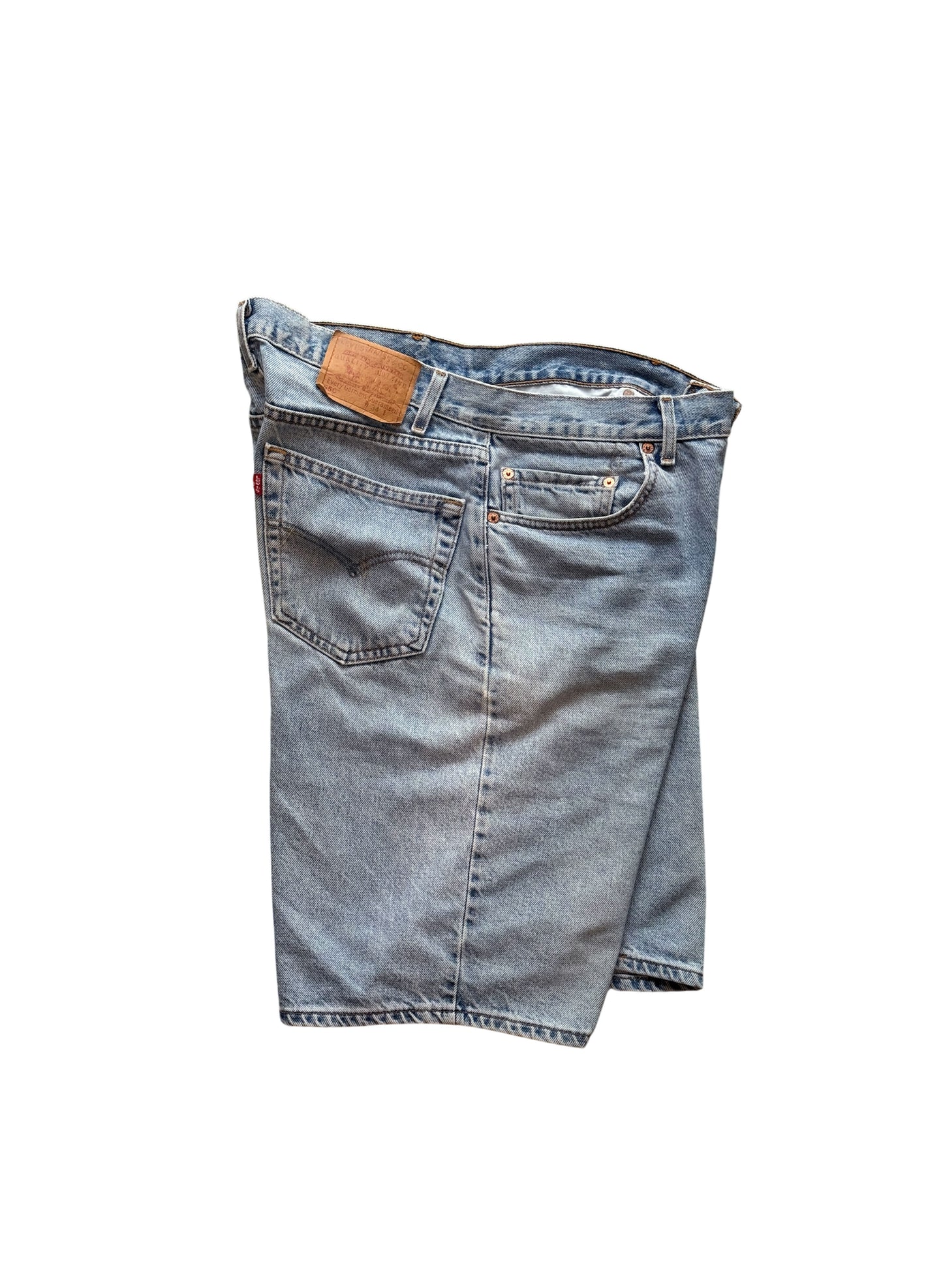 (SUP-392) LEVI'S 550 DENIM SHORTS - MADE IN MEXICO  (w34)