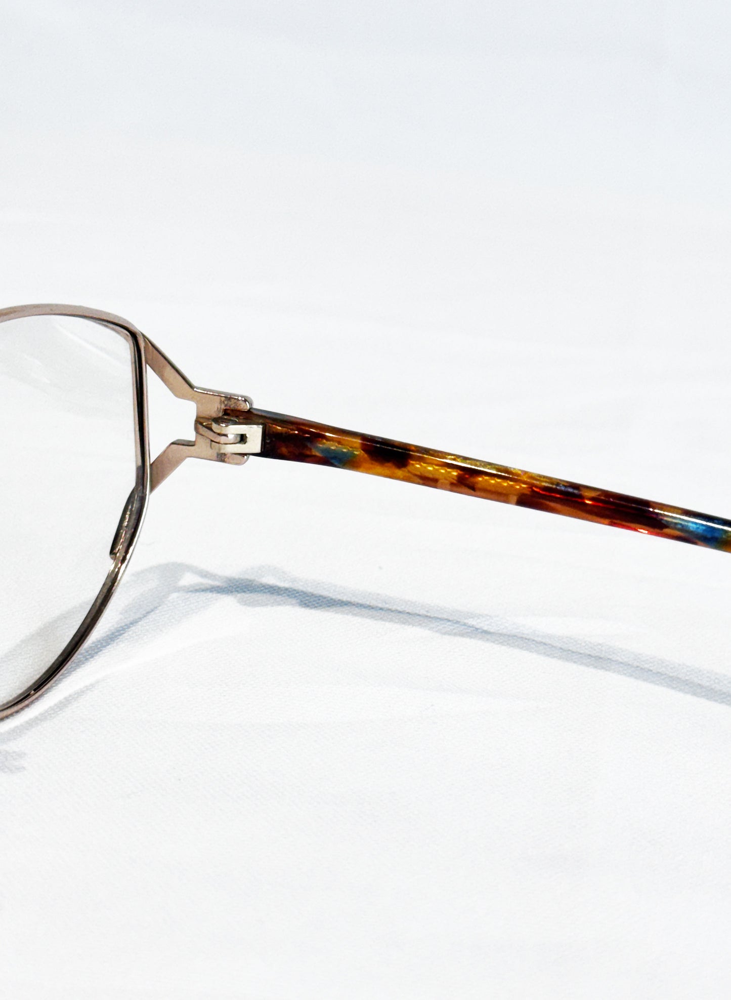 (SUP-768) 90s VINTAGE GOLD FRAME GLASSES - RODENSTOCK