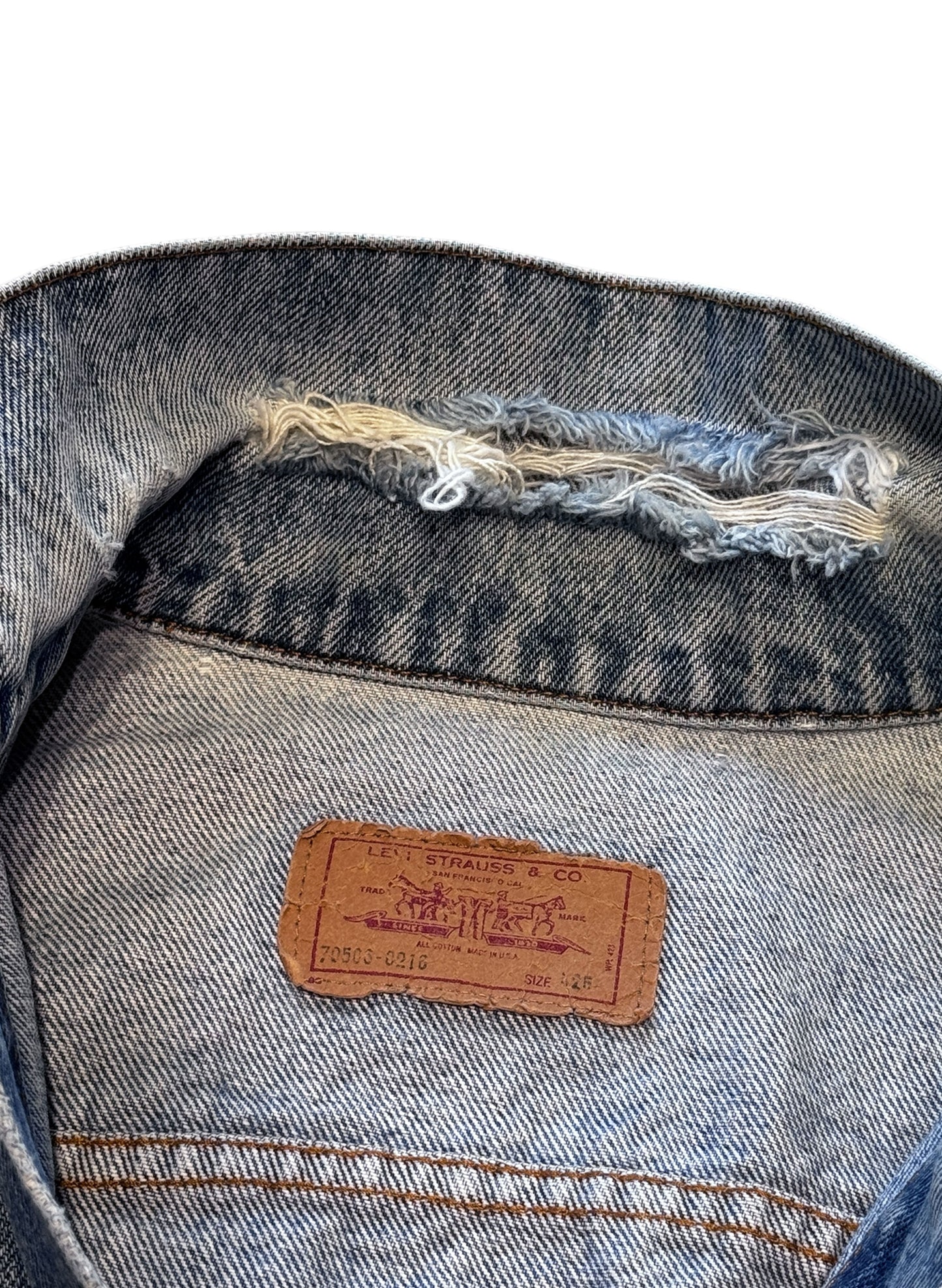 (SUP-610) 80s LEVI'S 70506 - 0216 "BORO" DENIM JACKET - MADE IN U.S.A.