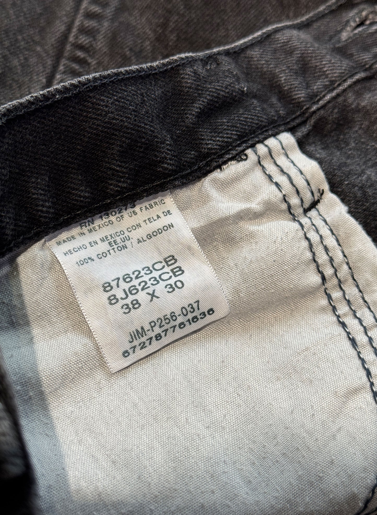 (SUP-462) RUSTLER BLACK DENIM - W38 x L30 - MADE IN MEXICO