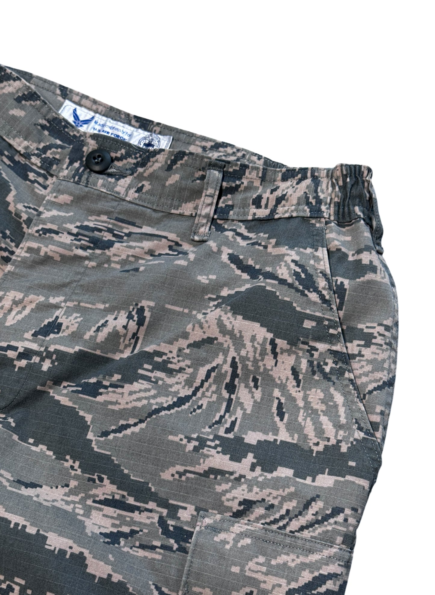 (SUP-585) U.S AIR FORCE DIGITAL CAMO "CUT OFF" CARGO SHORTS